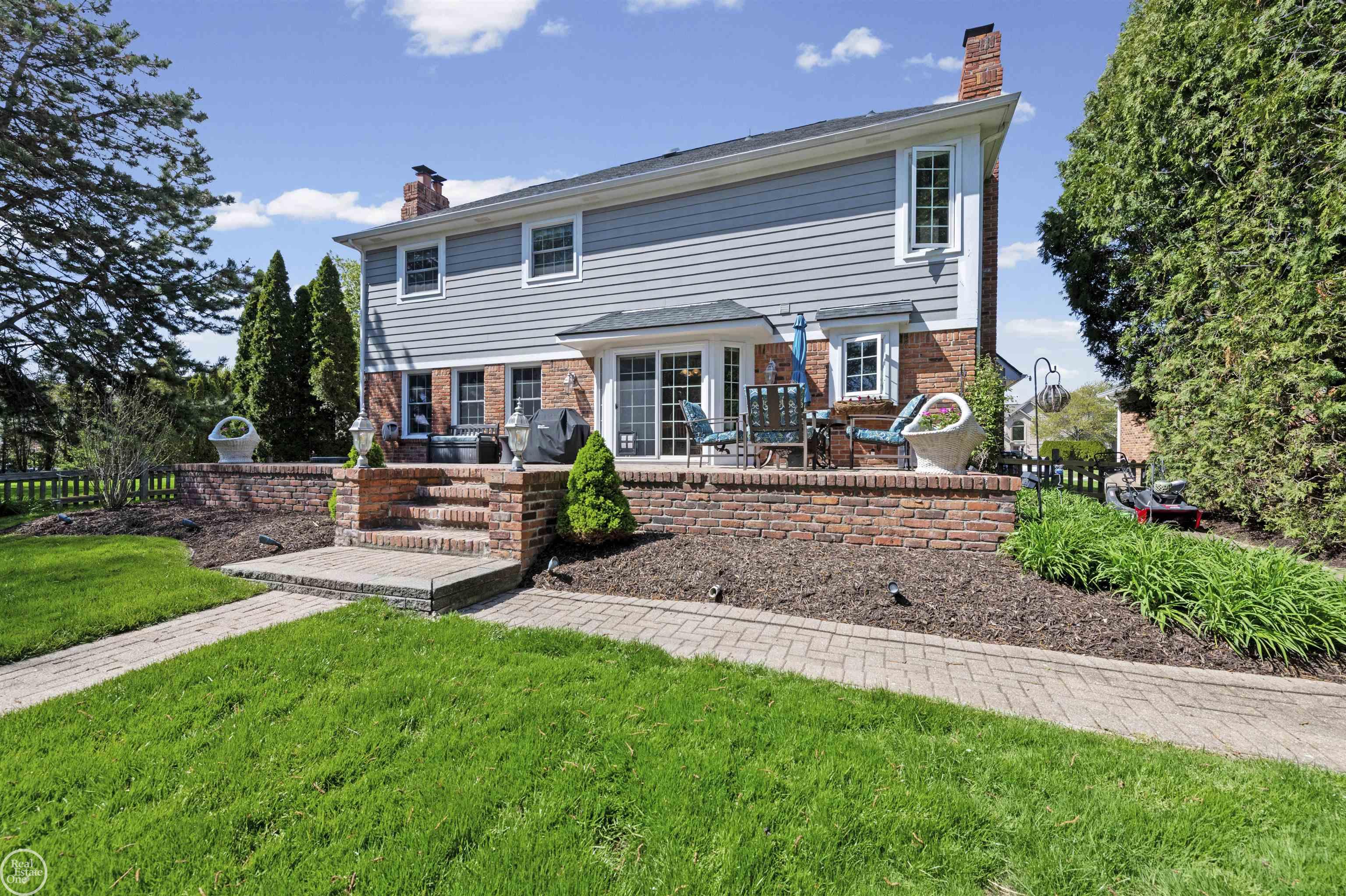 15790 Farmview Court, Fraser, MI, 48026