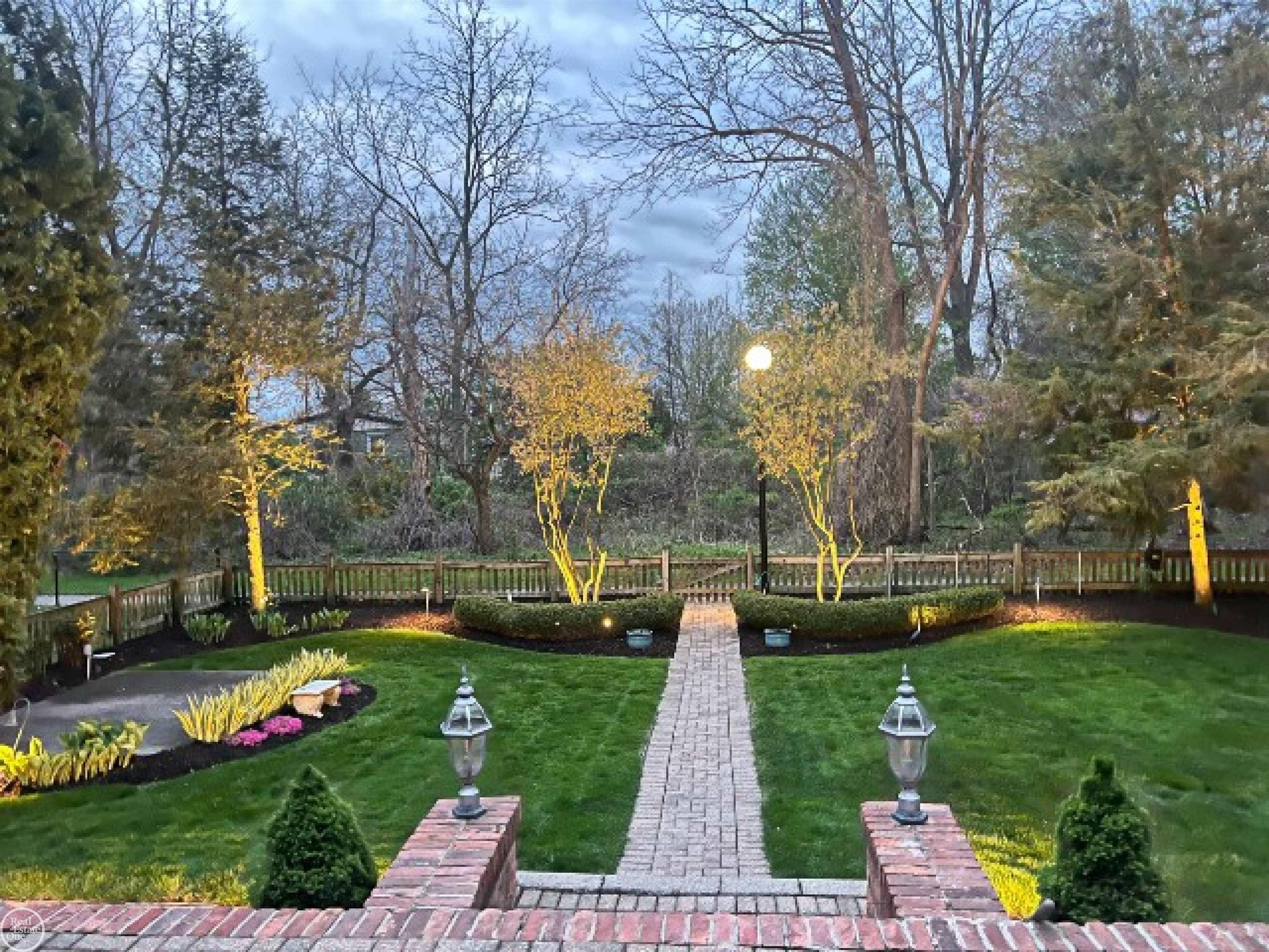 15790 Farmview Court, Fraser, MI, 48026