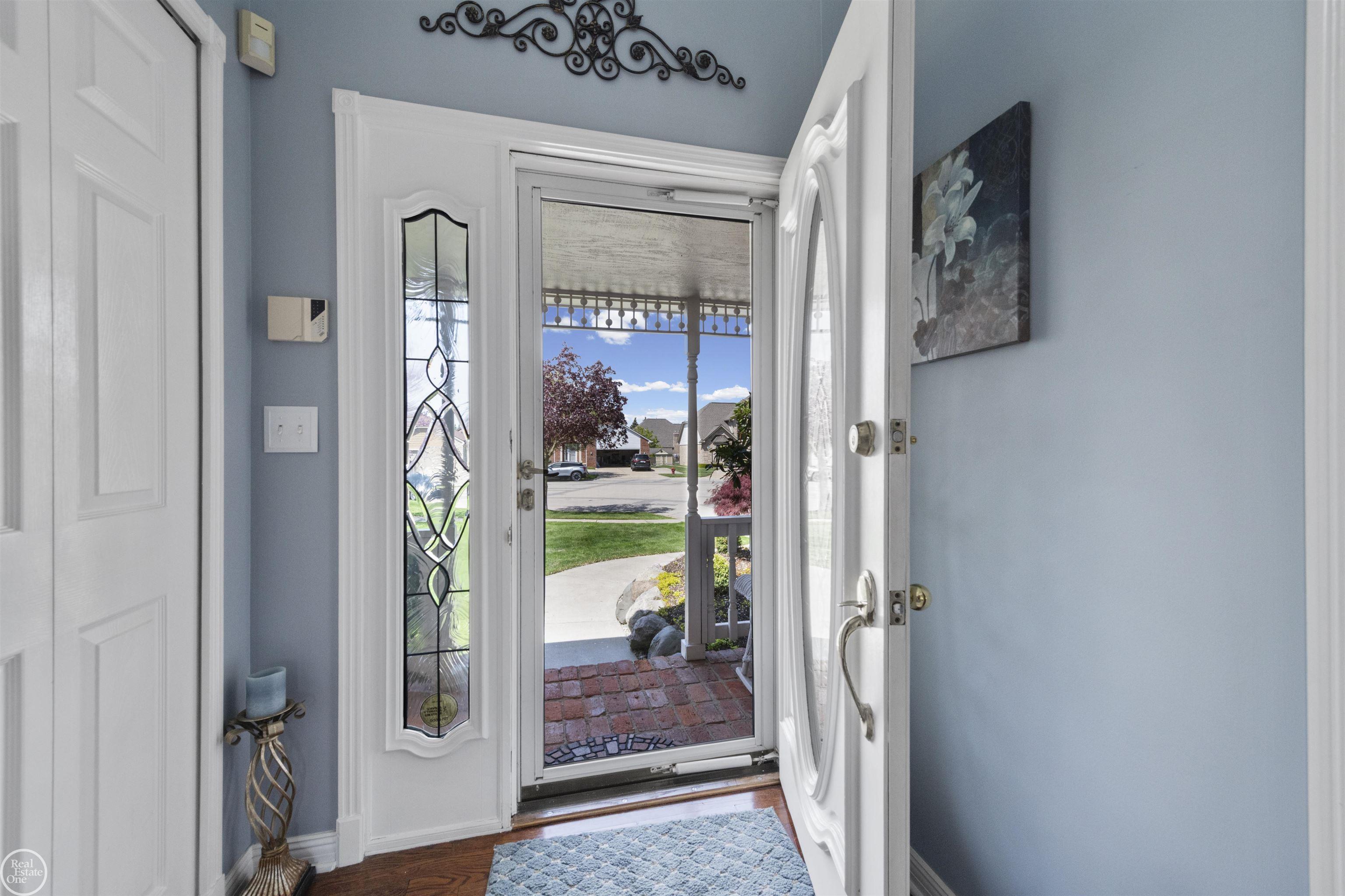 15790 Farmview Court, Fraser, MI, 48026