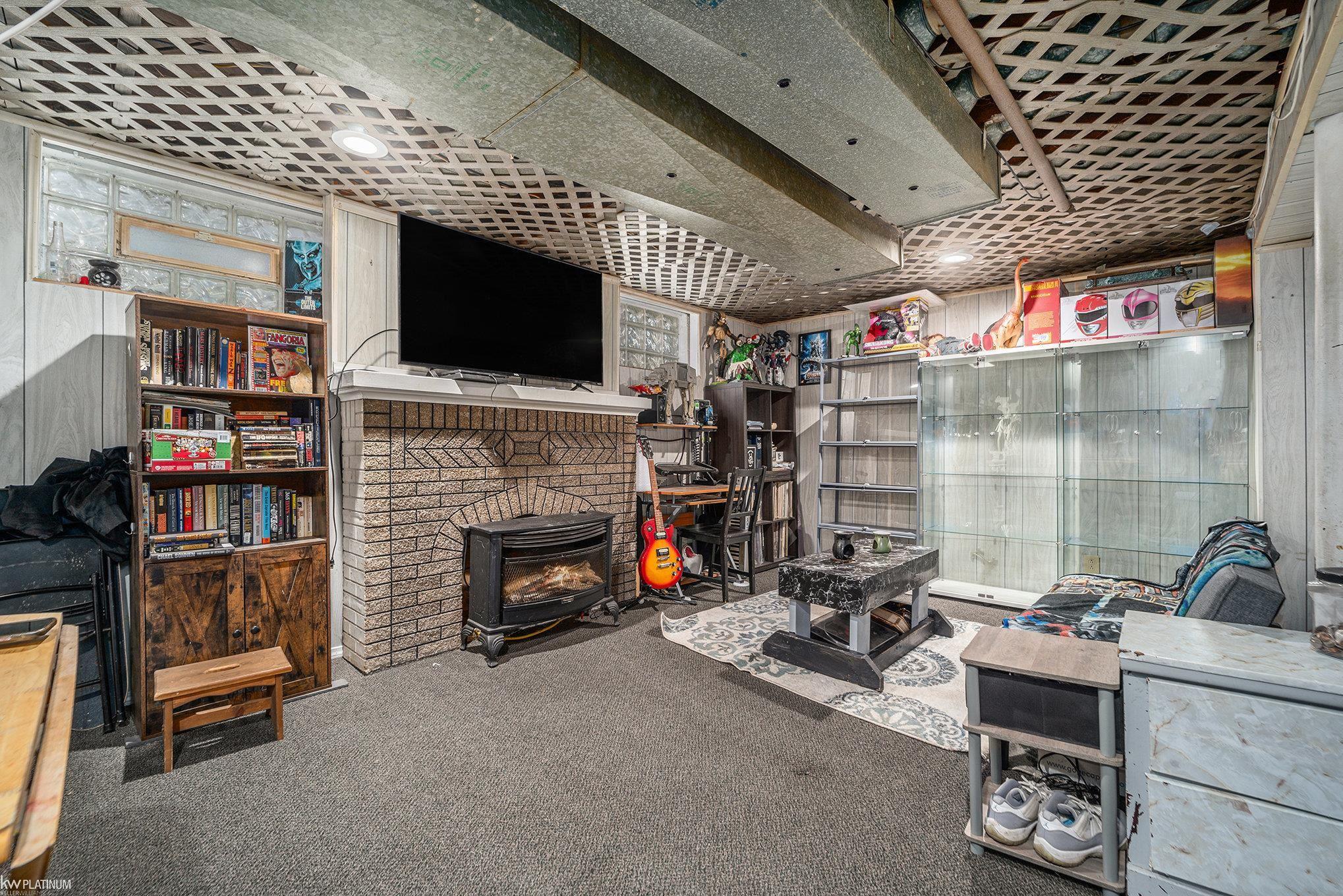 22076 Tuscany Avenue, Eastpointe, MI, 48021