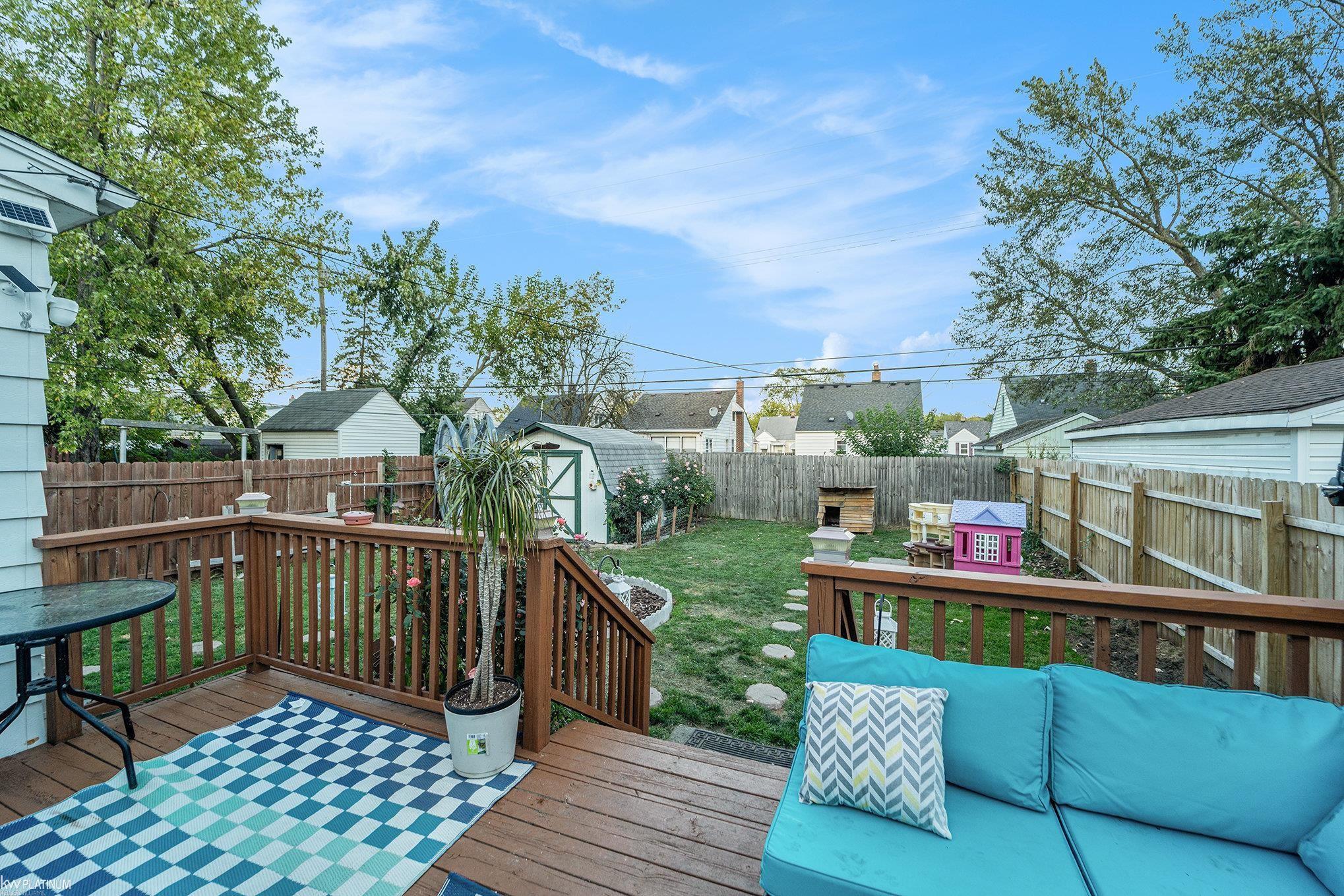 22076 Tuscany Avenue, Eastpointe, MI, 48021