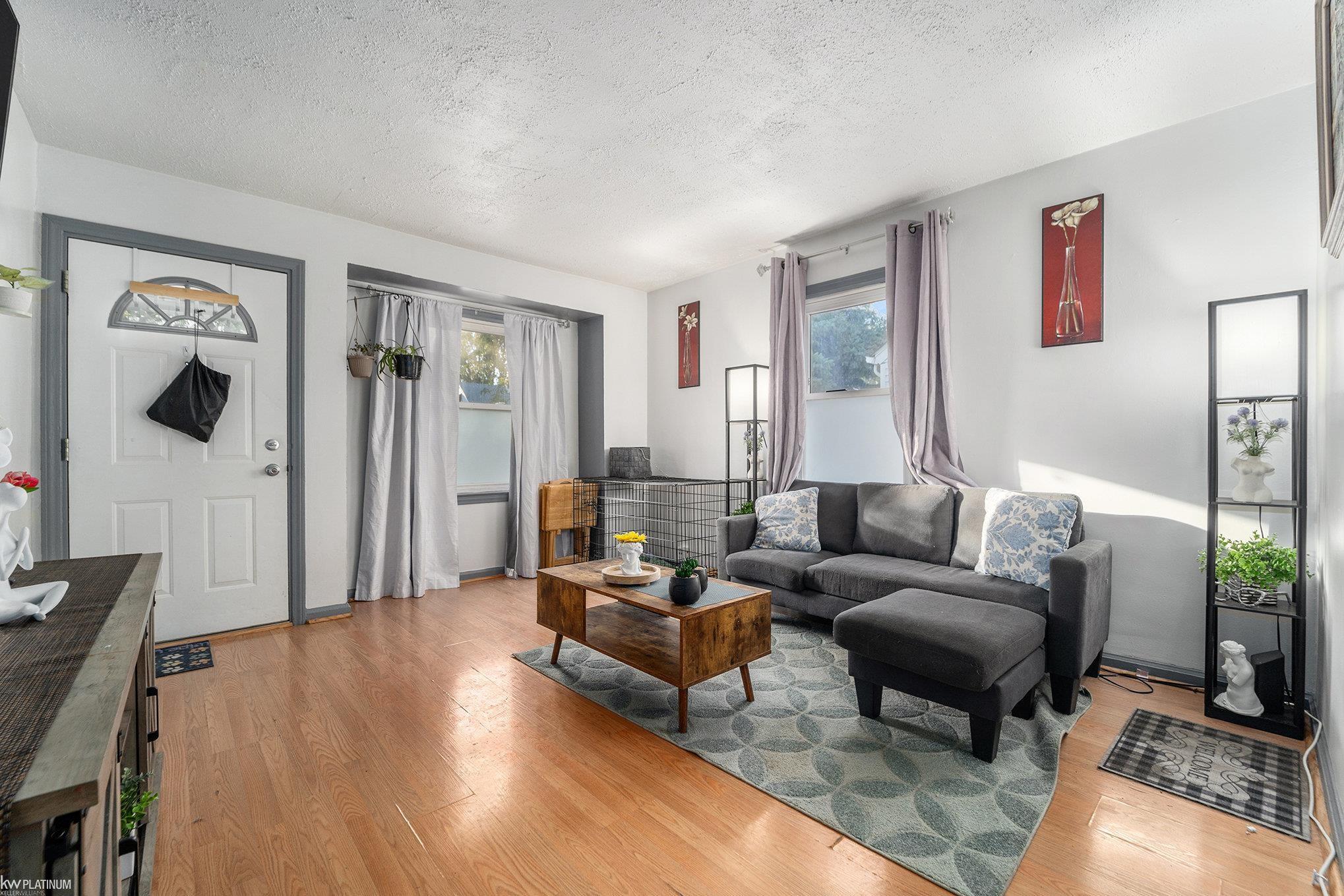 22076 Tuscany Avenue, Eastpointe, MI, 48021