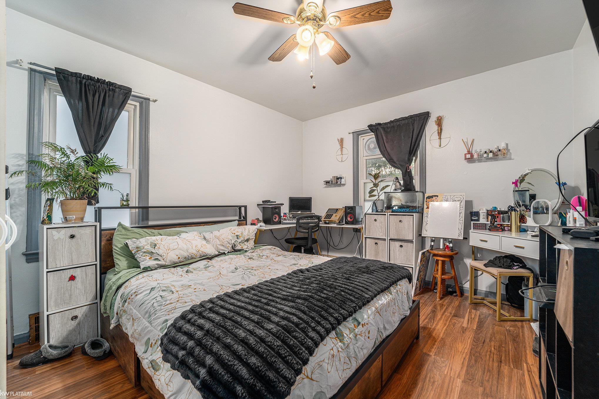 22076 Tuscany Avenue, Eastpointe, MI, 48021