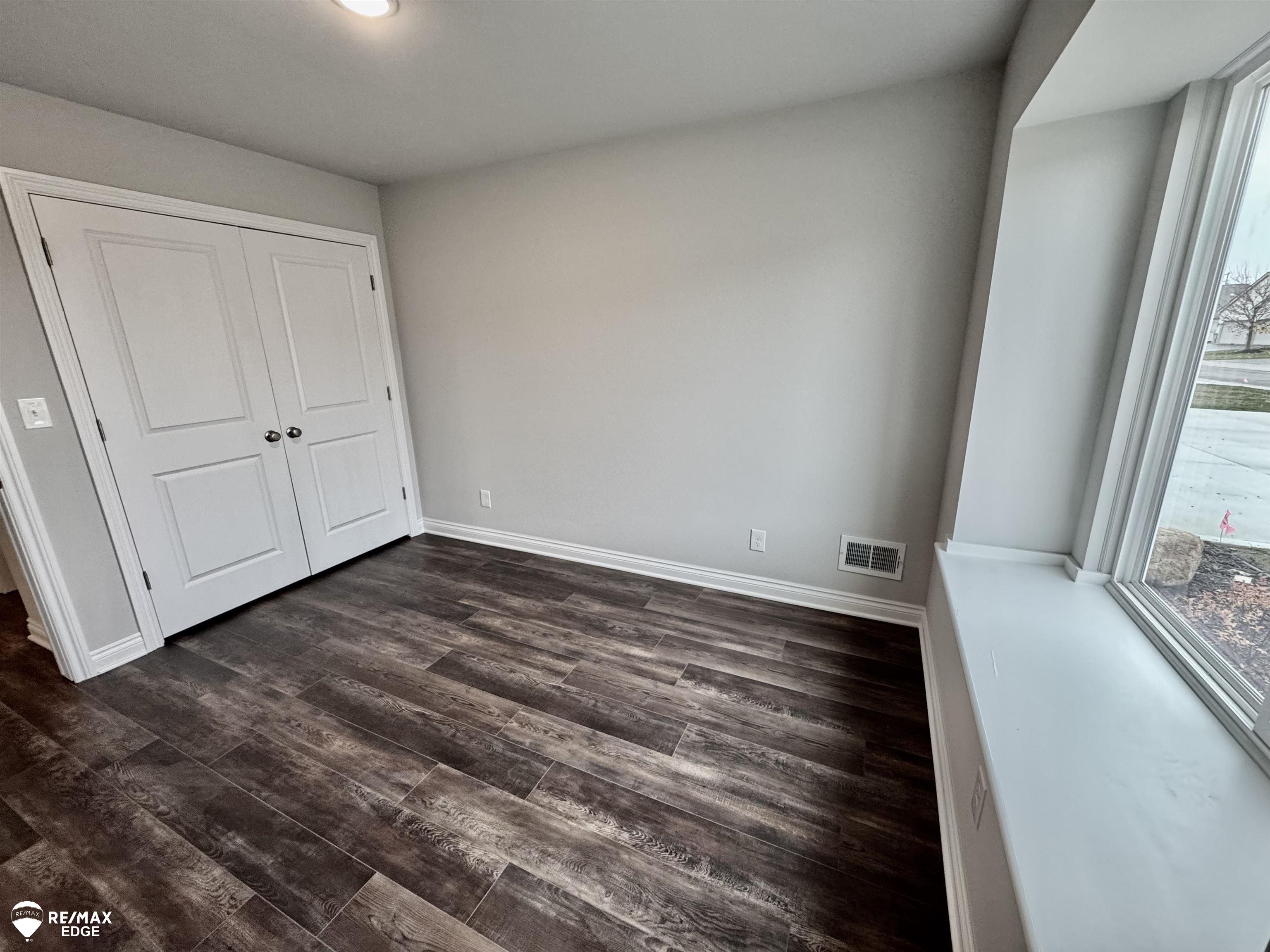 28011 Gregory Street, Grand Blanc, MI, 48439