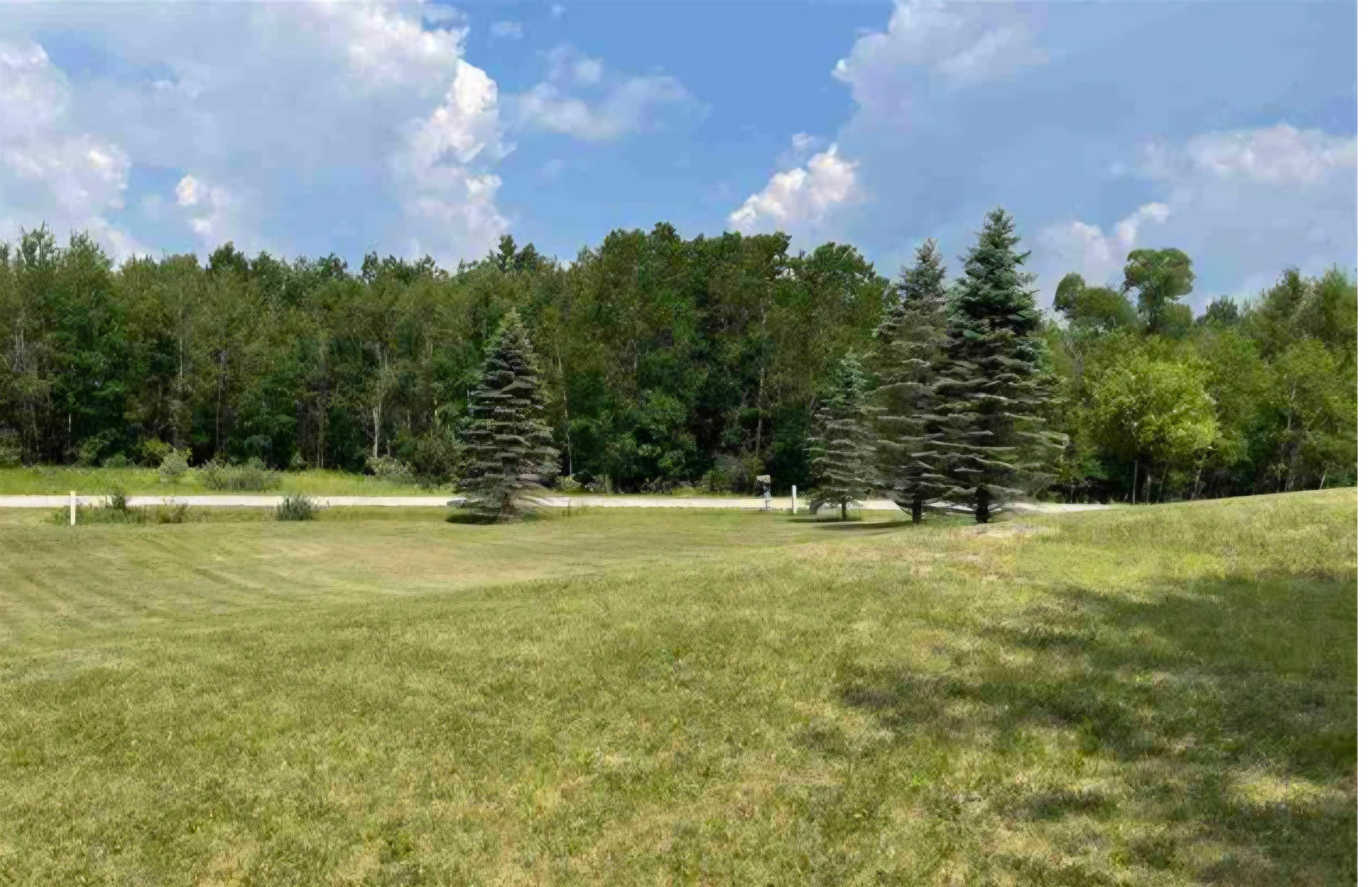 464-465 Highlanders Way, Gladwin, MI, 48624