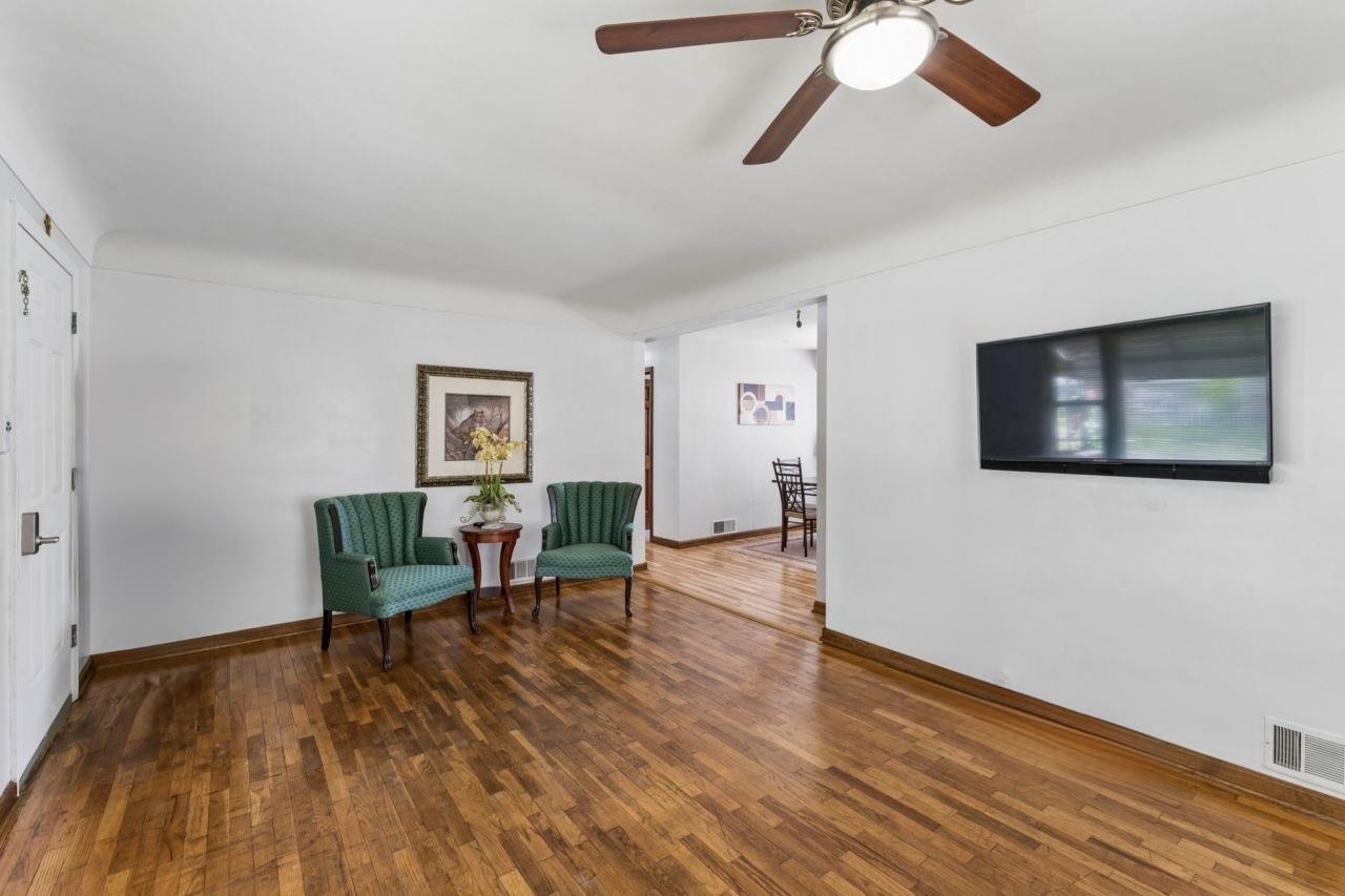 1802 Greenbrook Lane, Flint, MI, 48507