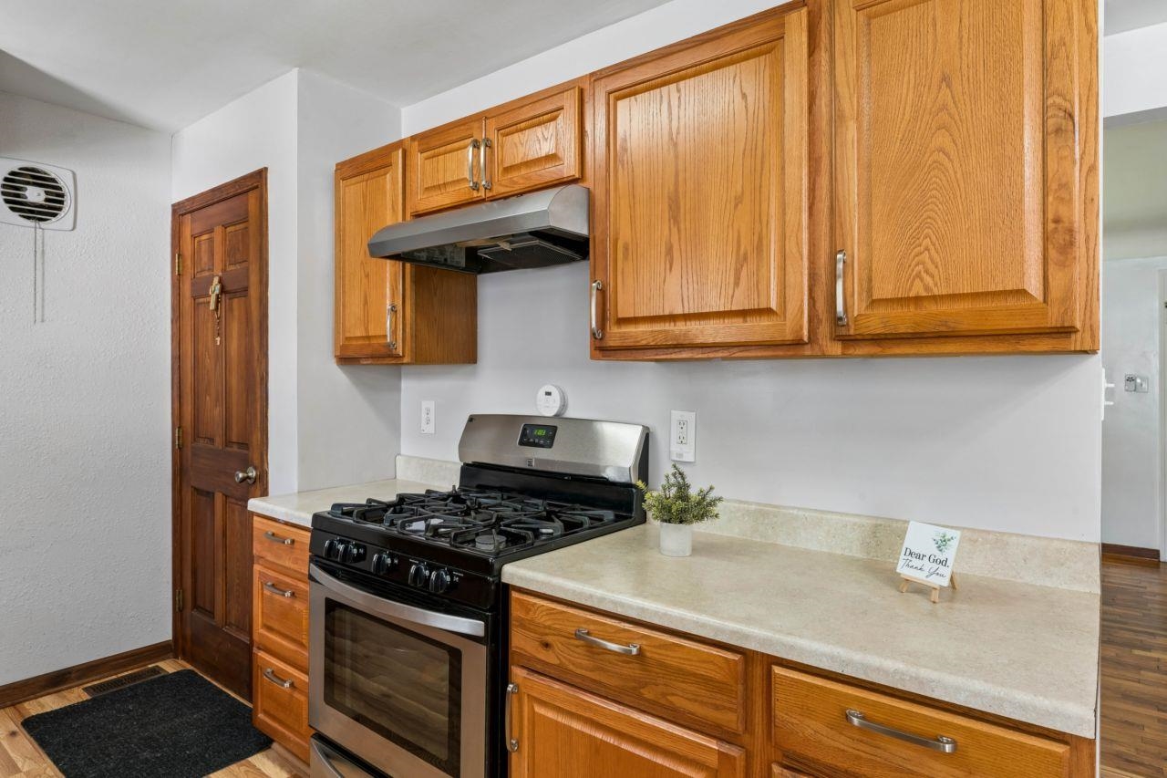 1802 Greenbrook Lane, Flint, MI, 48507