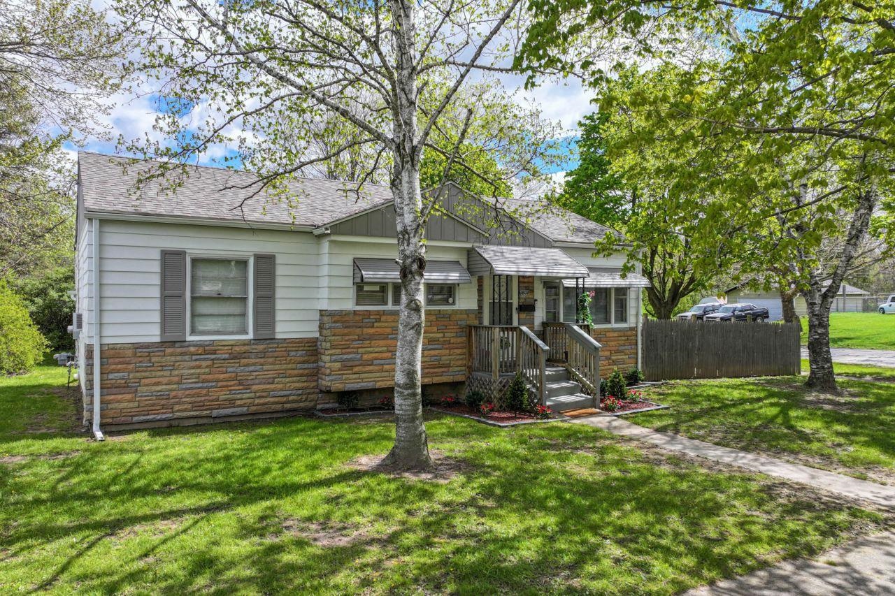 1802 Greenbrook Lane, Flint, MI, 48507