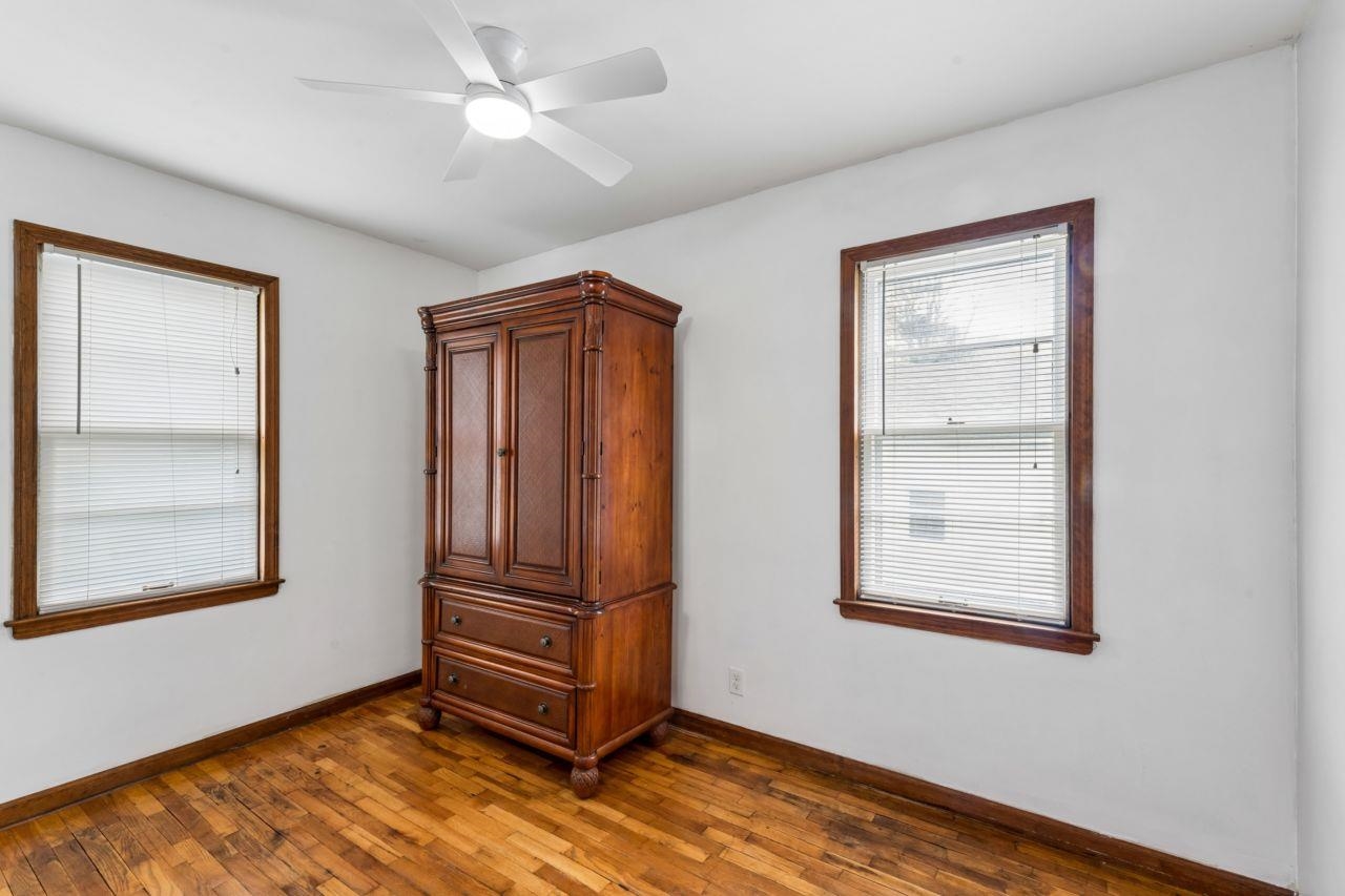 1802 Greenbrook Lane, Flint, MI, 48507