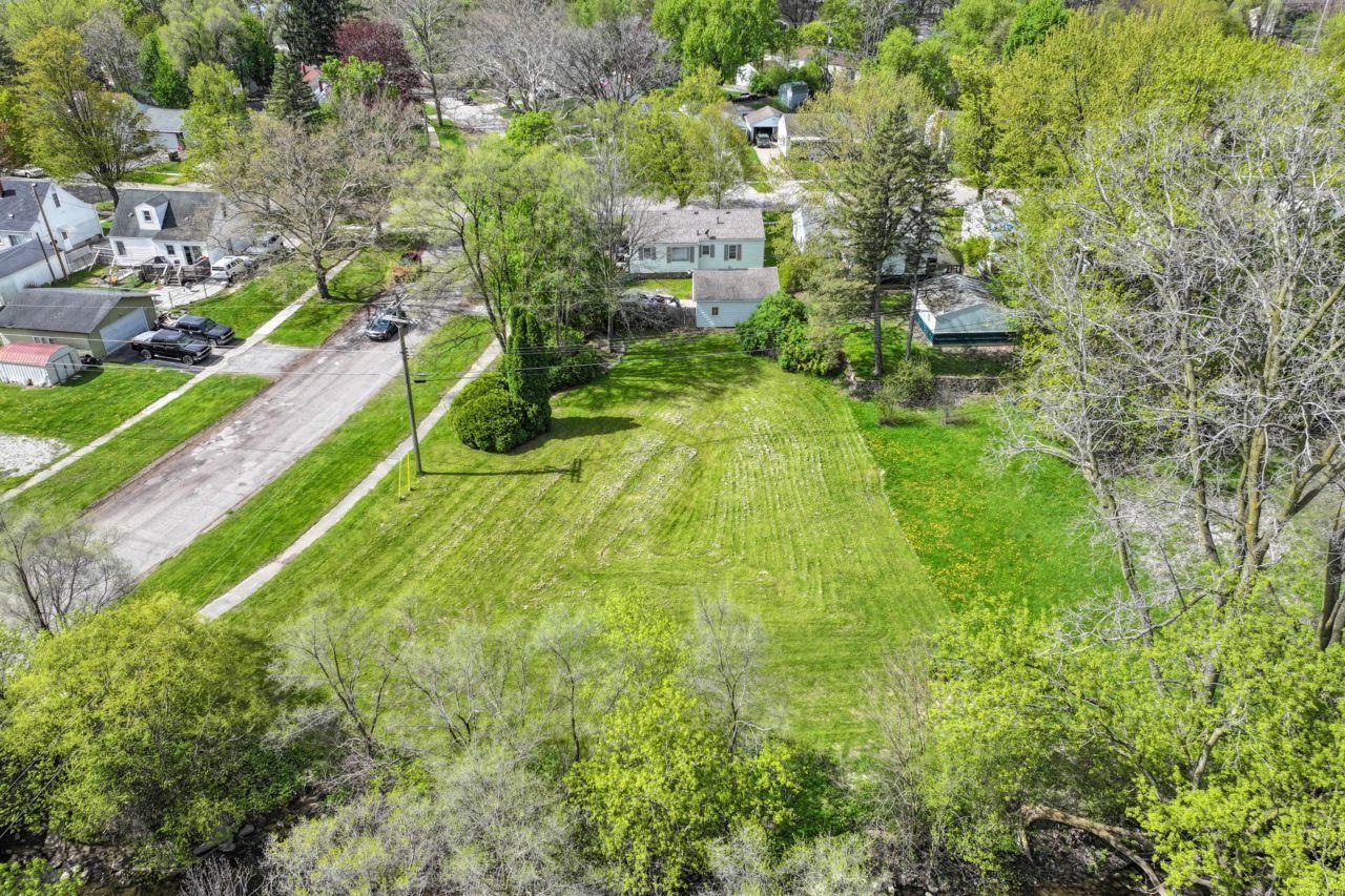 1802 Greenbrook Lane, Flint, MI, 48507
