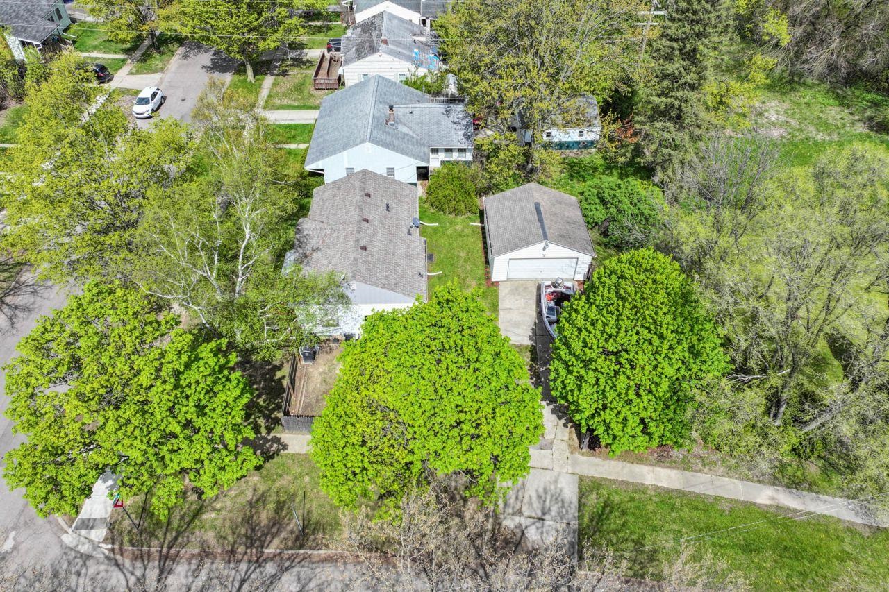 1802 Greenbrook Lane, Flint, MI, 48507