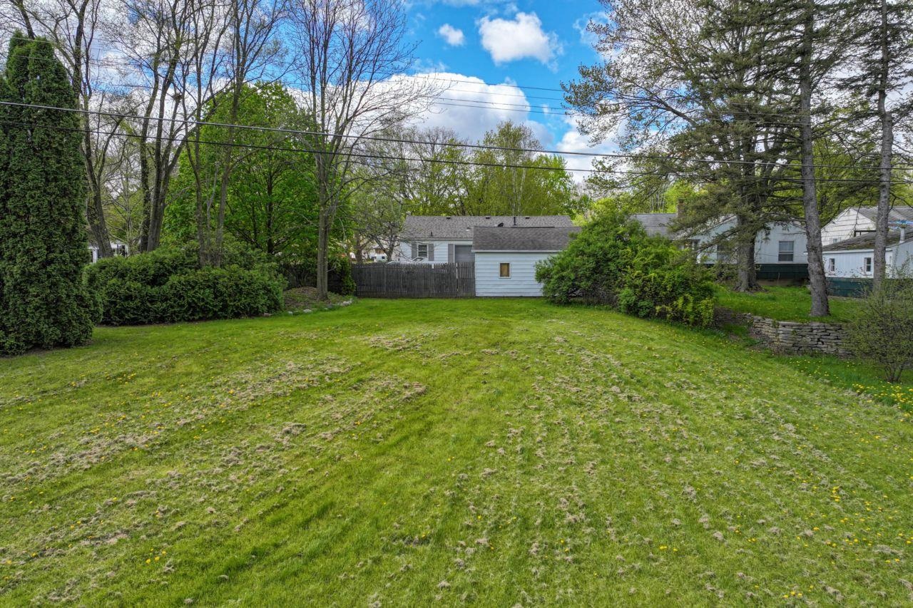 1802 Greenbrook Lane, Flint, MI, 48507