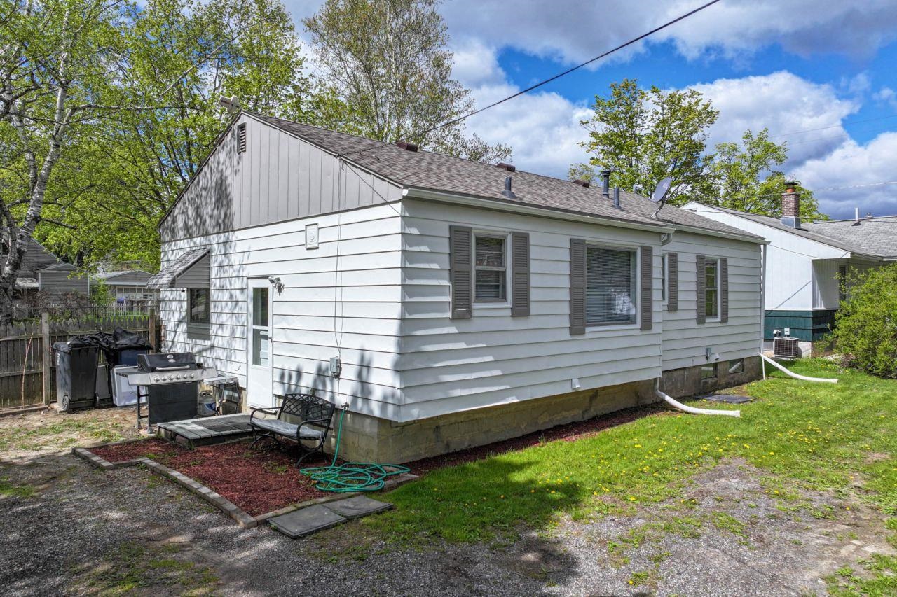 1802 Greenbrook Lane, Flint, MI, 48507