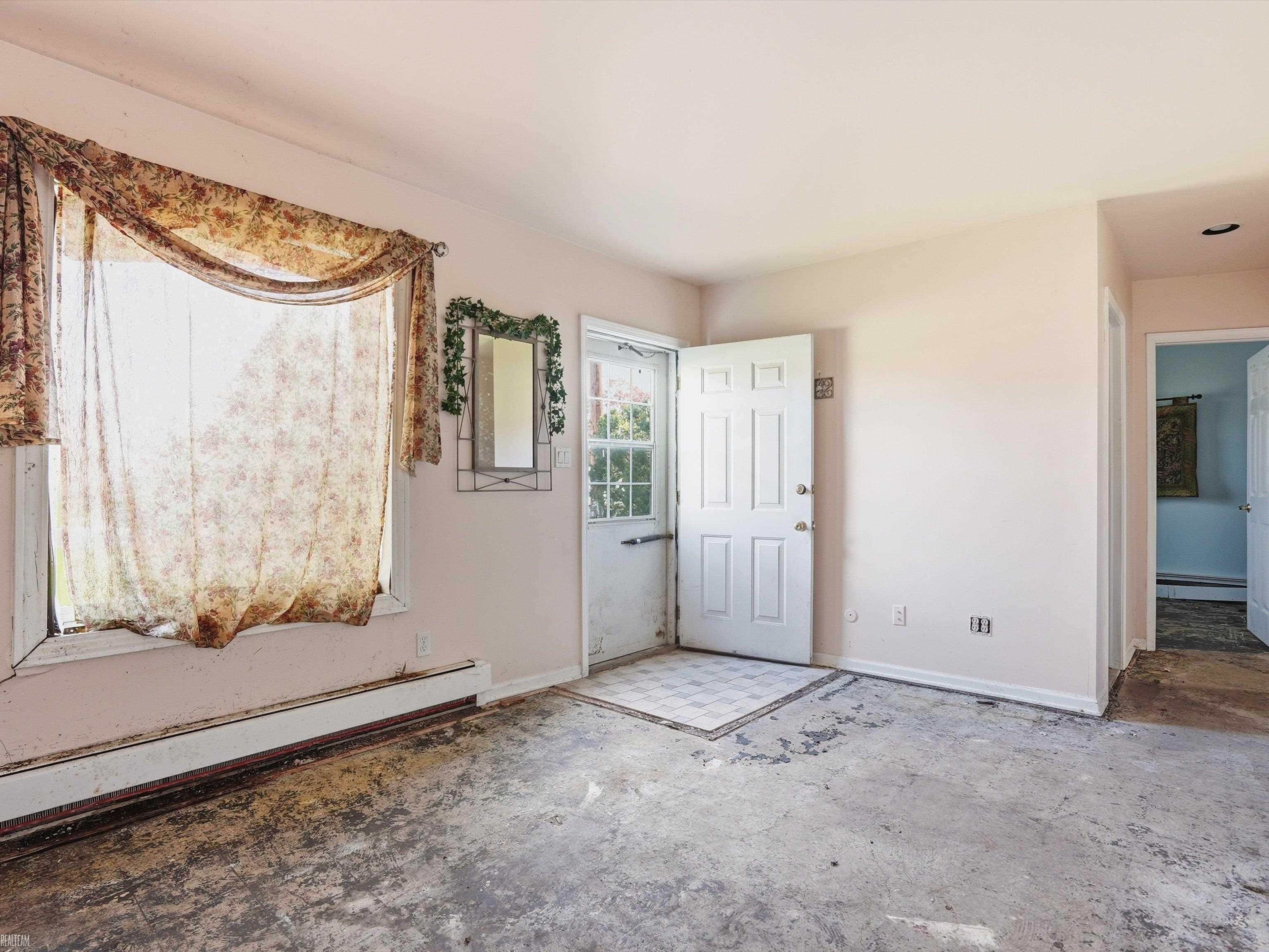 2717 Normandy Road, Royal Oak, MI, 48073