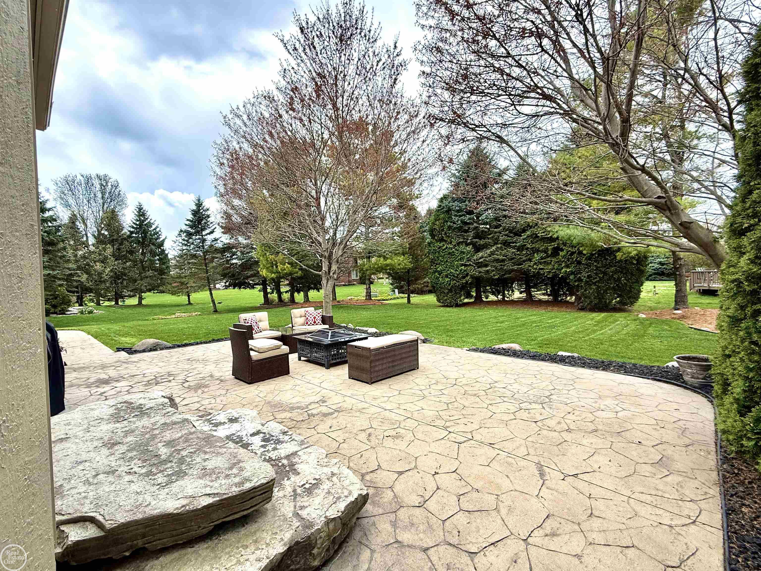 54959 Danielle Street, New Baltimore, MI, 48047