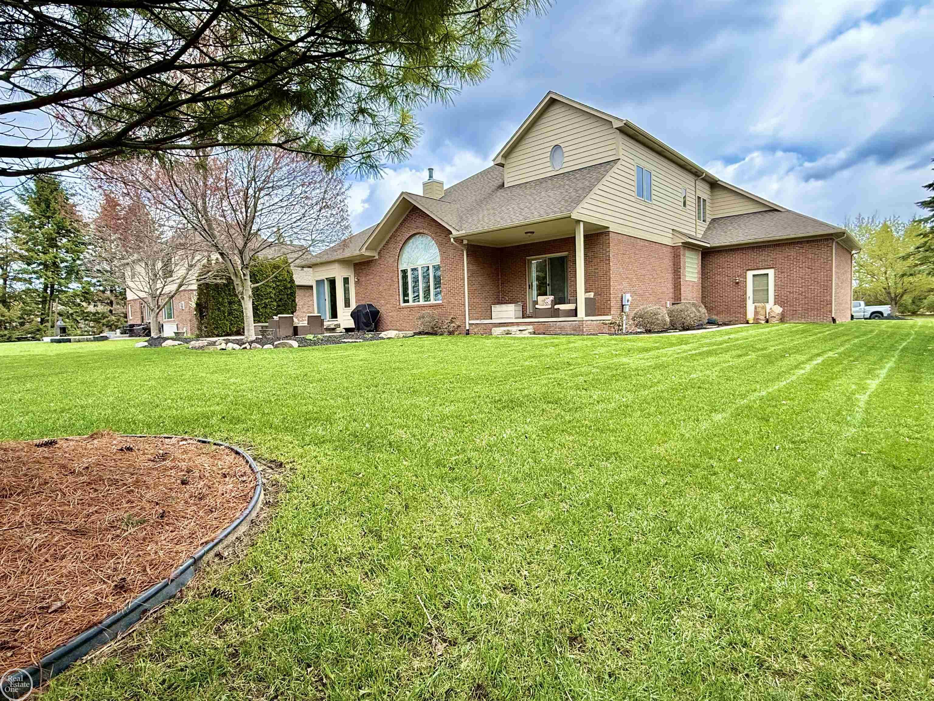 54959 Danielle Street, New Baltimore, MI, 48047