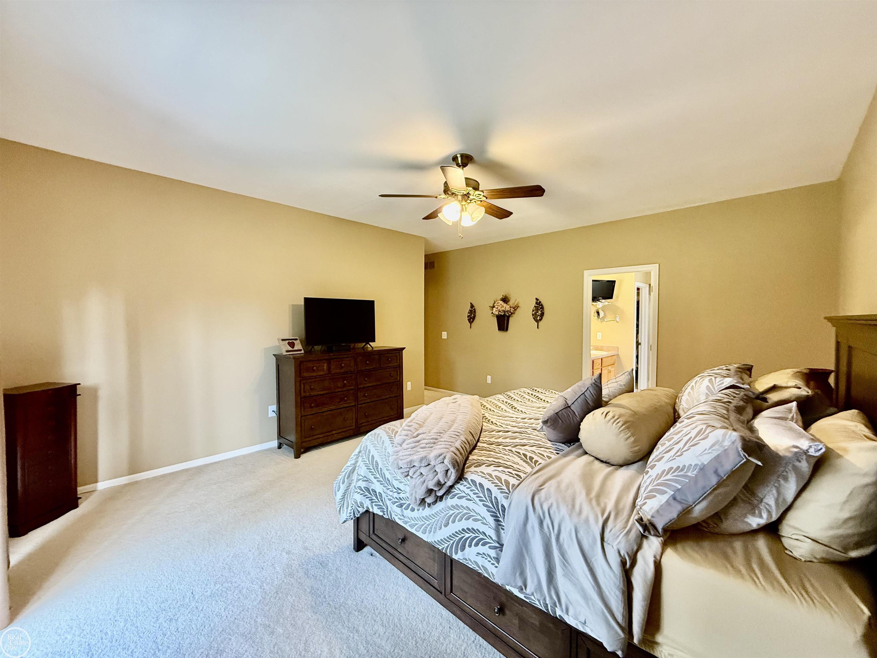 54959 Danielle Street, New Baltimore, MI, 48047
