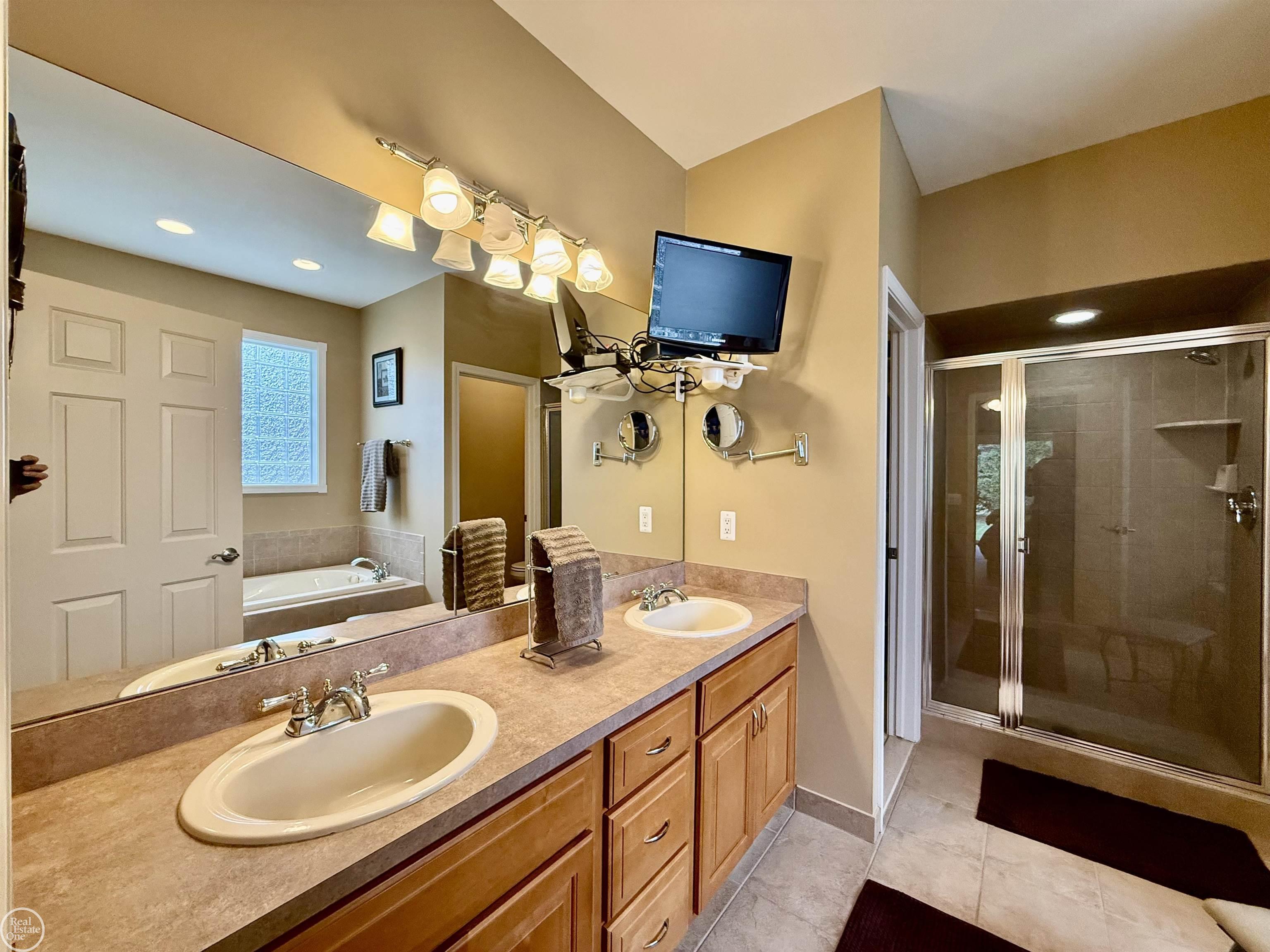 54959 Danielle Street, New Baltimore, MI, 48047