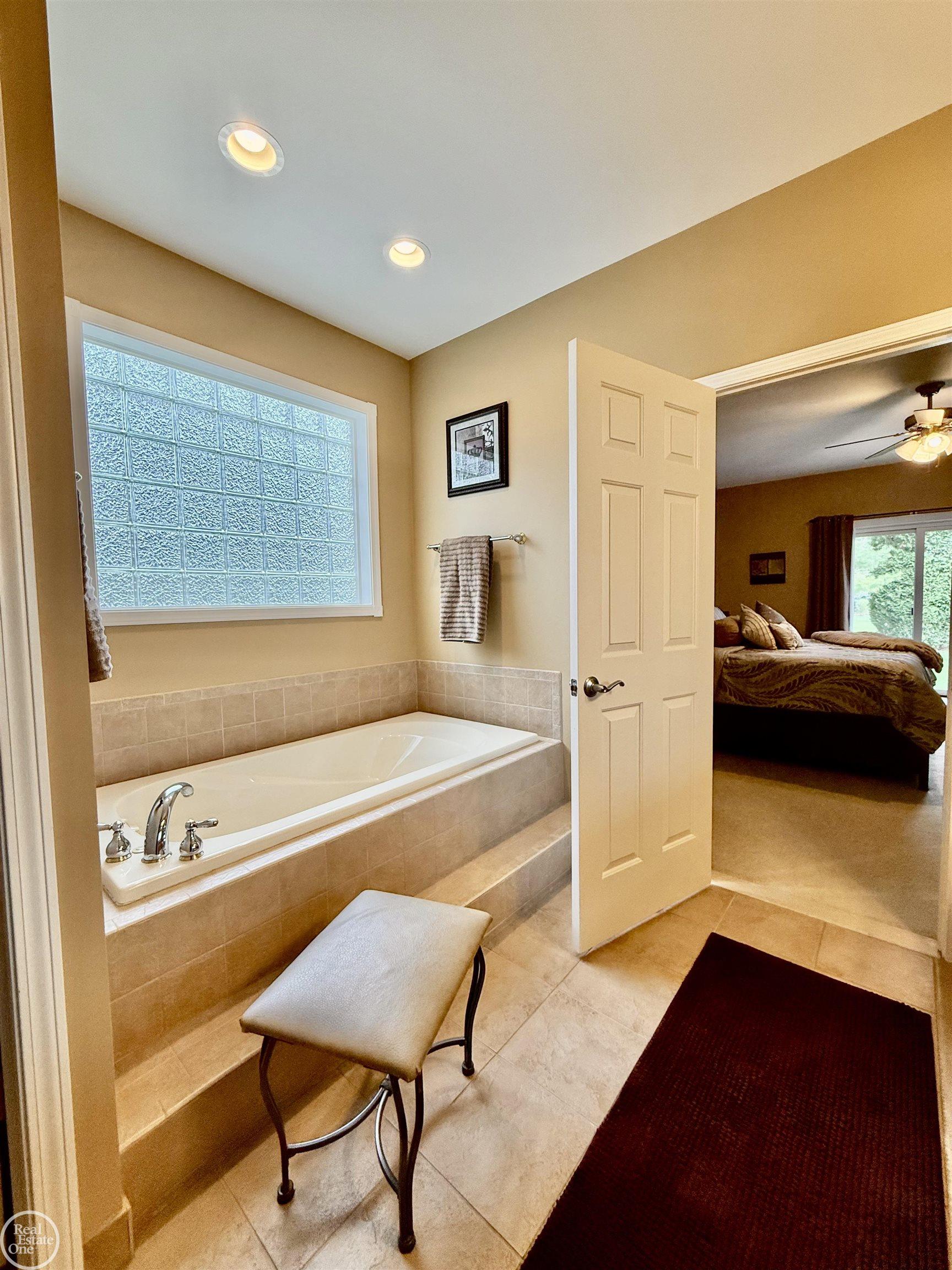 54959 Danielle Street, New Baltimore, MI, 48047