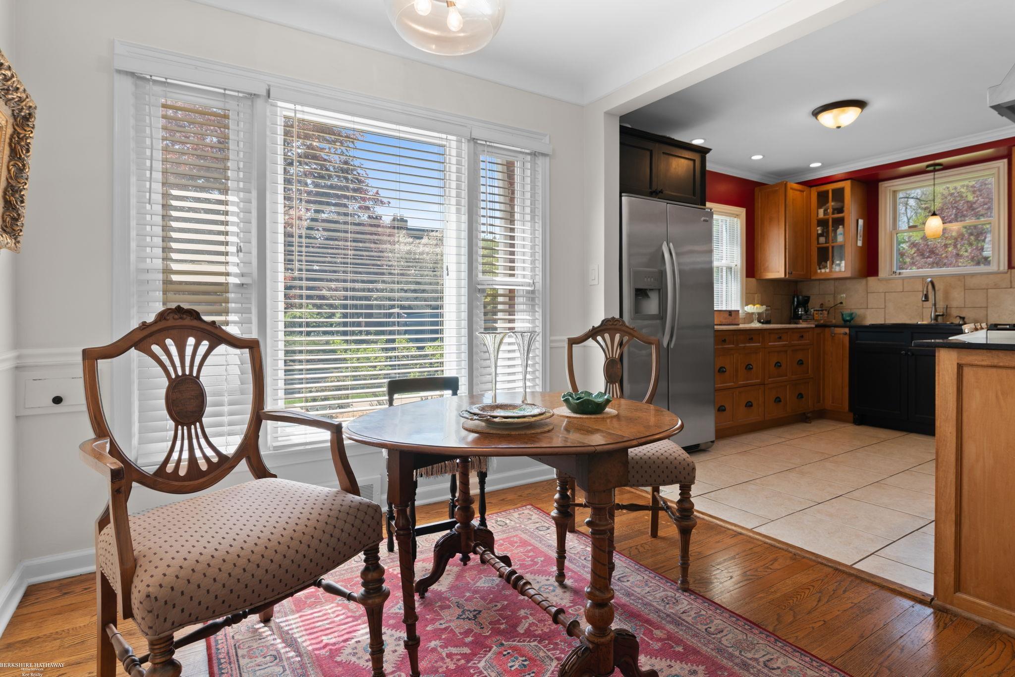 832 Loraine Street, Grosse Pointe, MI, 48230