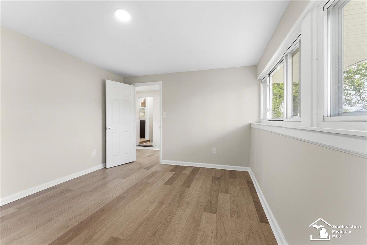 6810 Robinson Street, Allen Park, MI, 48101