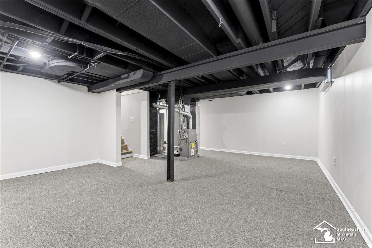6810 Robinson Street, Allen Park, MI, 48101