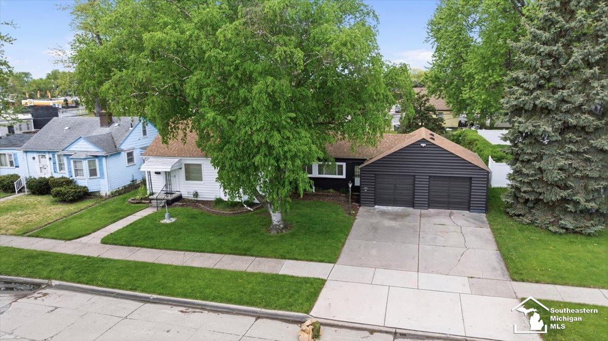6810 Robinson Street, Allen Park, MI, 48101