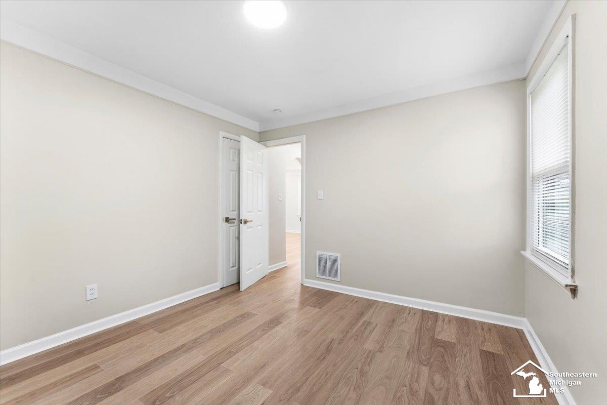6810 Robinson Street, Allen Park, MI, 48101