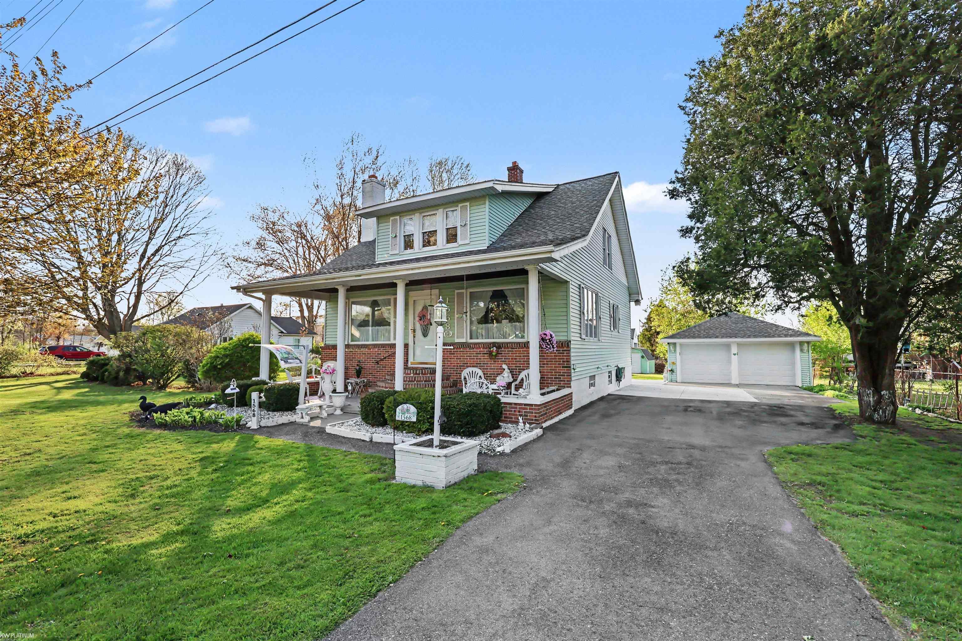 3rd image of 1568 Campau Ave, Port Huron, MI 48060 | MLS# 58050206618