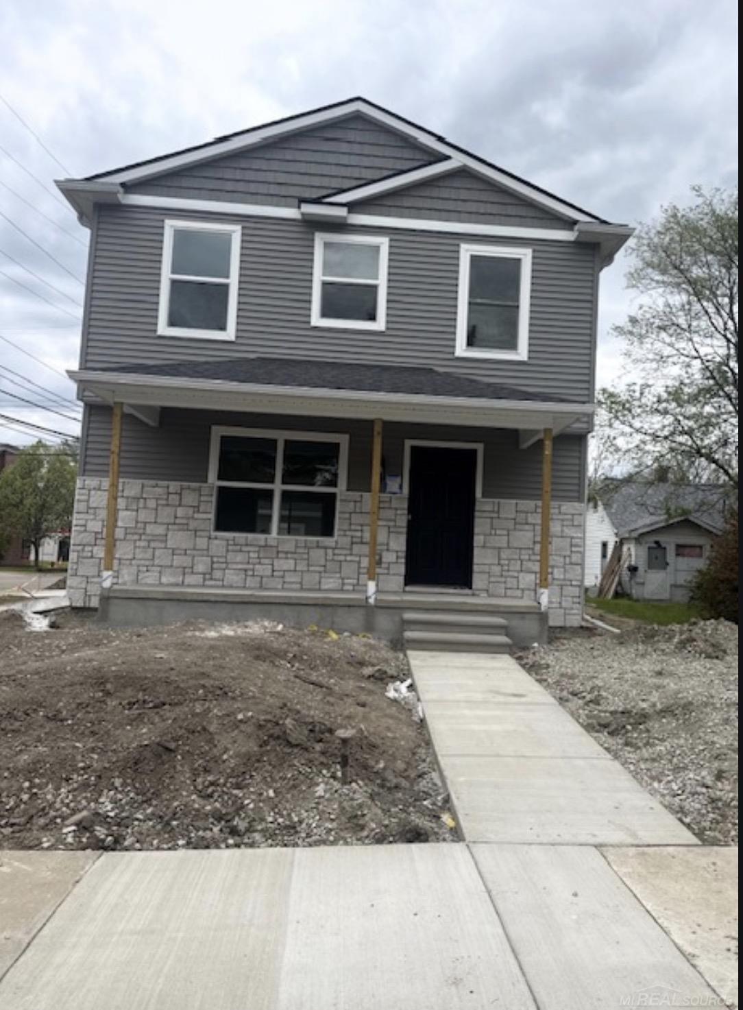 27305 Groveland Street, Madison Heights, MI, 48071
