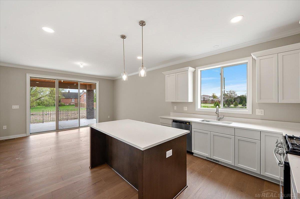 18764 Via Firenze Drive, Macomb, MI, 48044