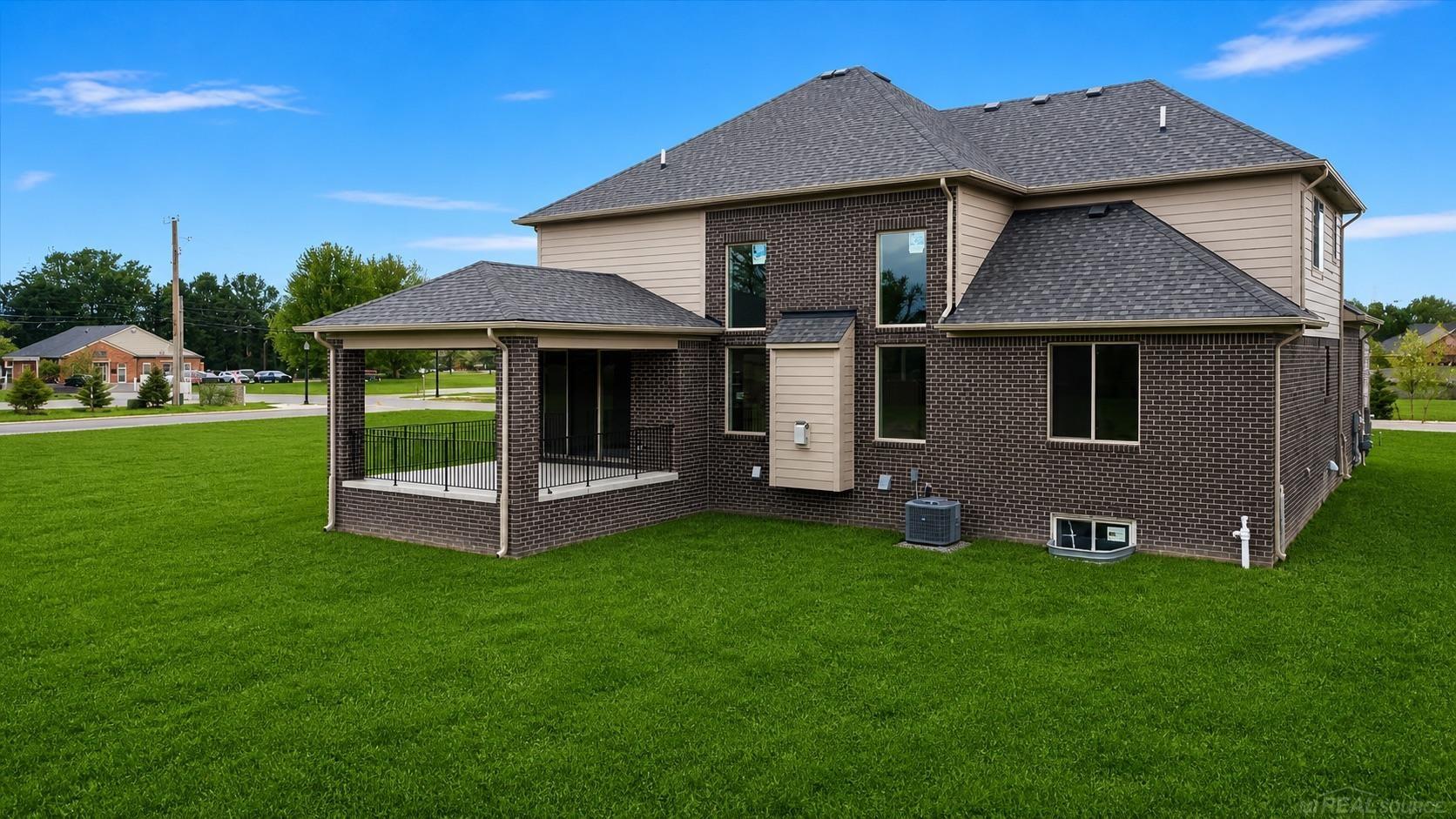 18764 Via Firenze Drive, Macomb, MI, 48044