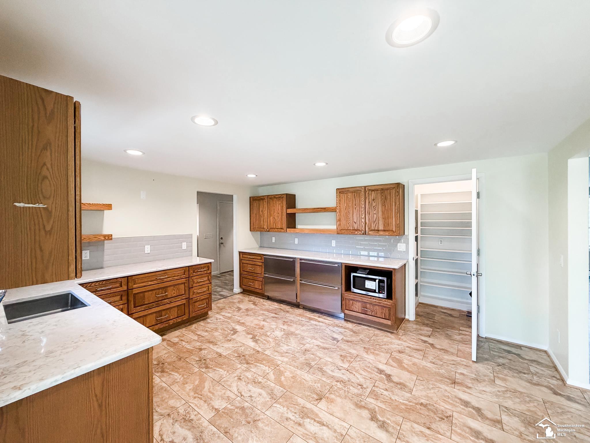 14929 Nobil Drive, Monroe, MI, 48161