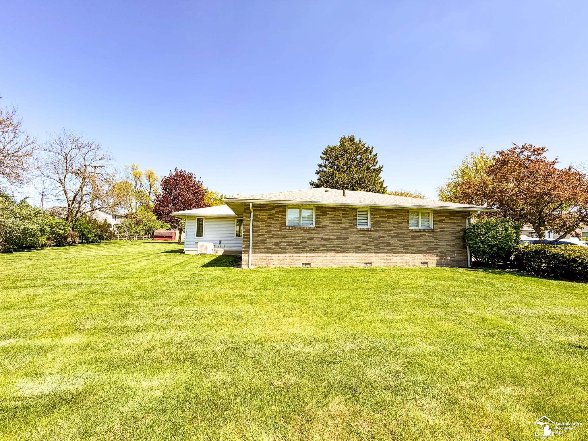14929 Nobil Drive, Monroe, MI, 48161