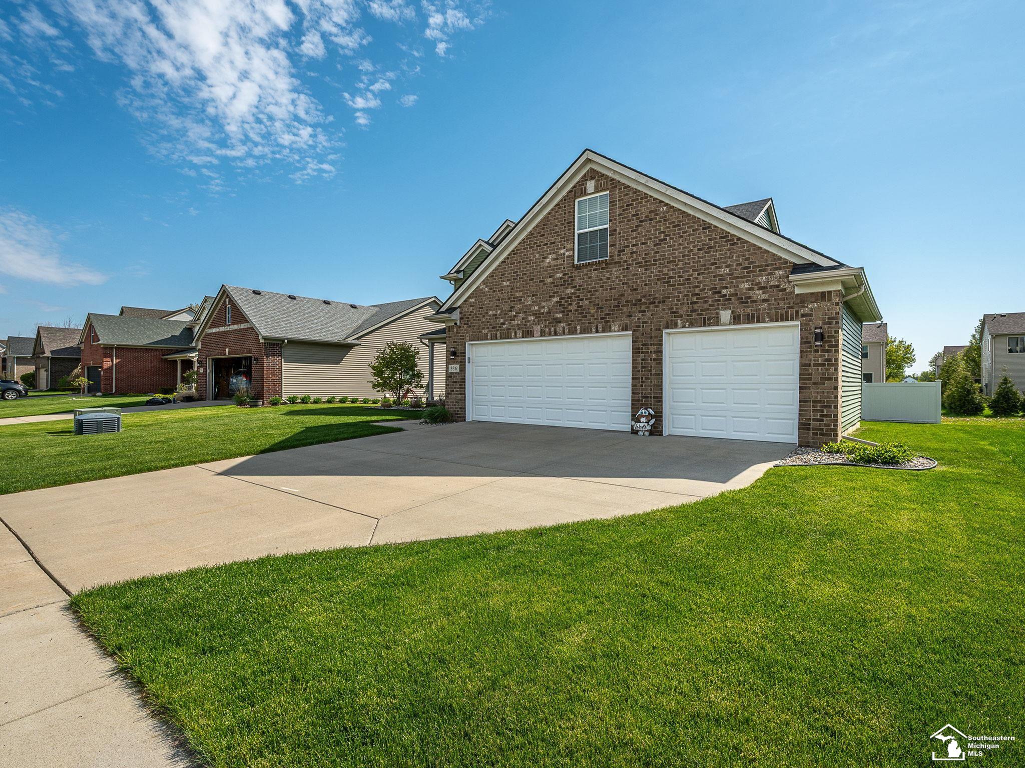 336 White Owl Lane, Dundee, MI, 48131