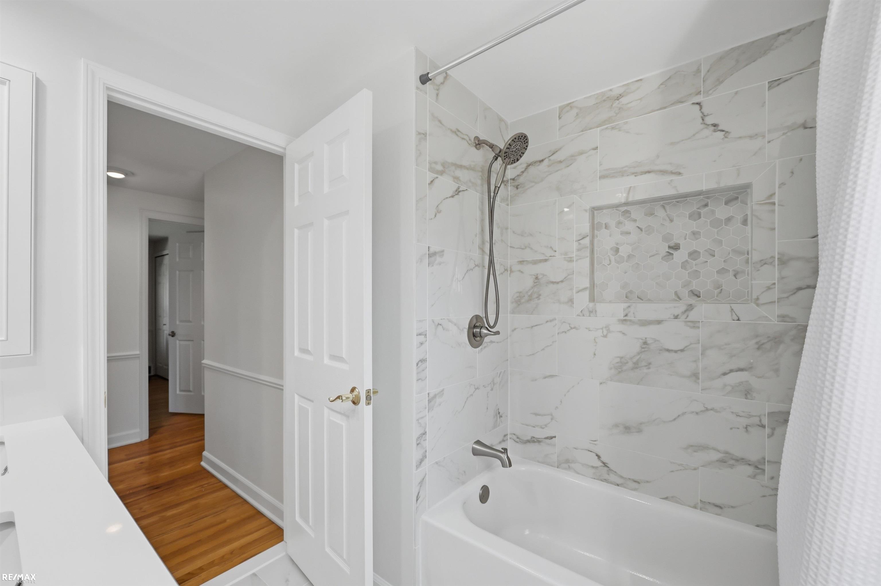 938 Candlestick Court, Bloomfield Twp, MI, 48304