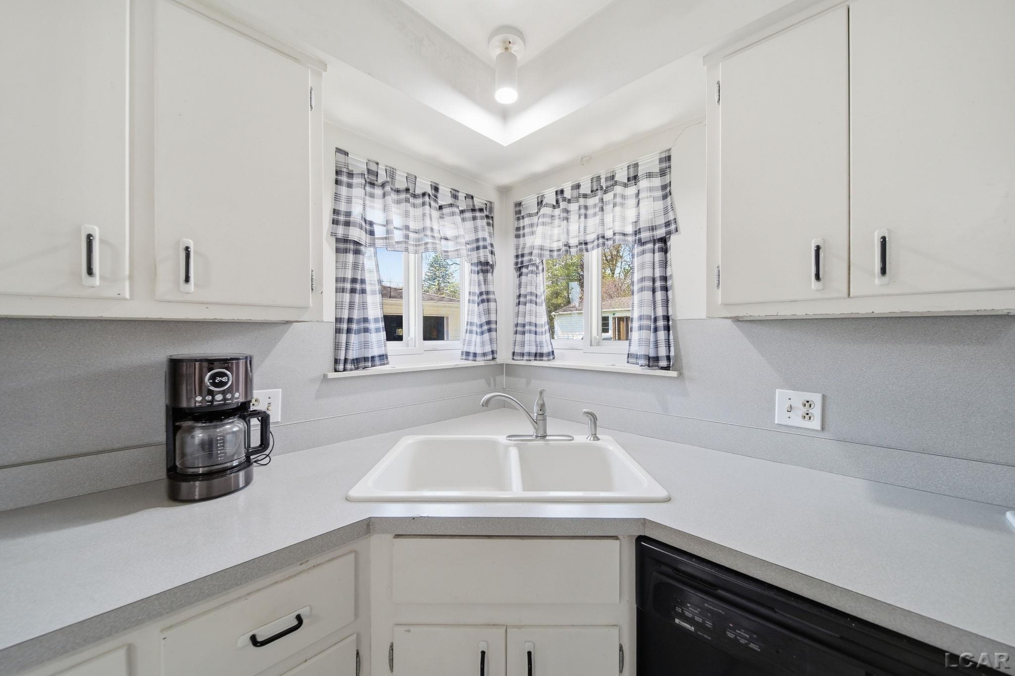 328 Hillcrest Drive, Saline, MI, 48176