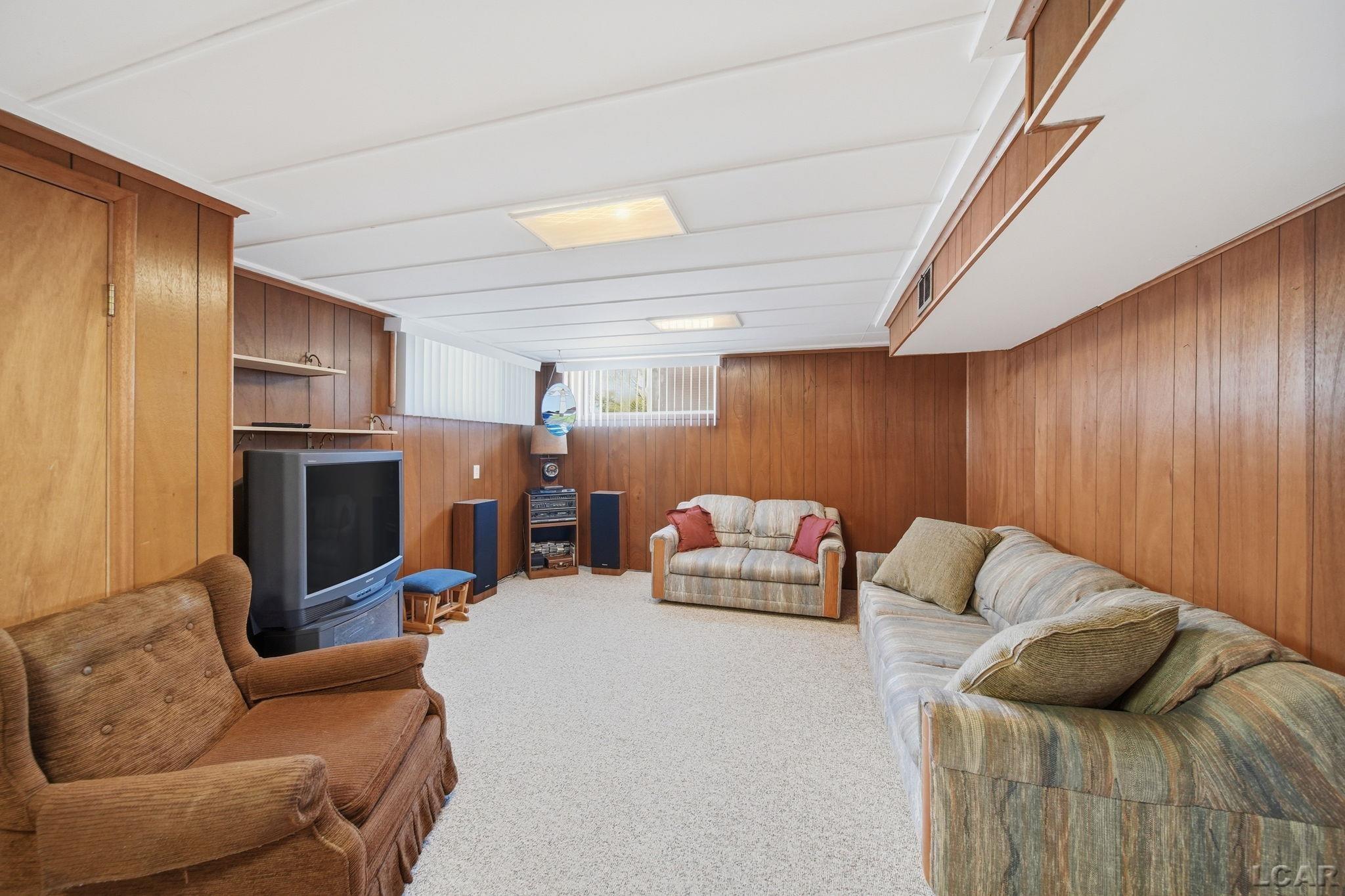 328 Hillcrest Drive, Saline, MI, 48176