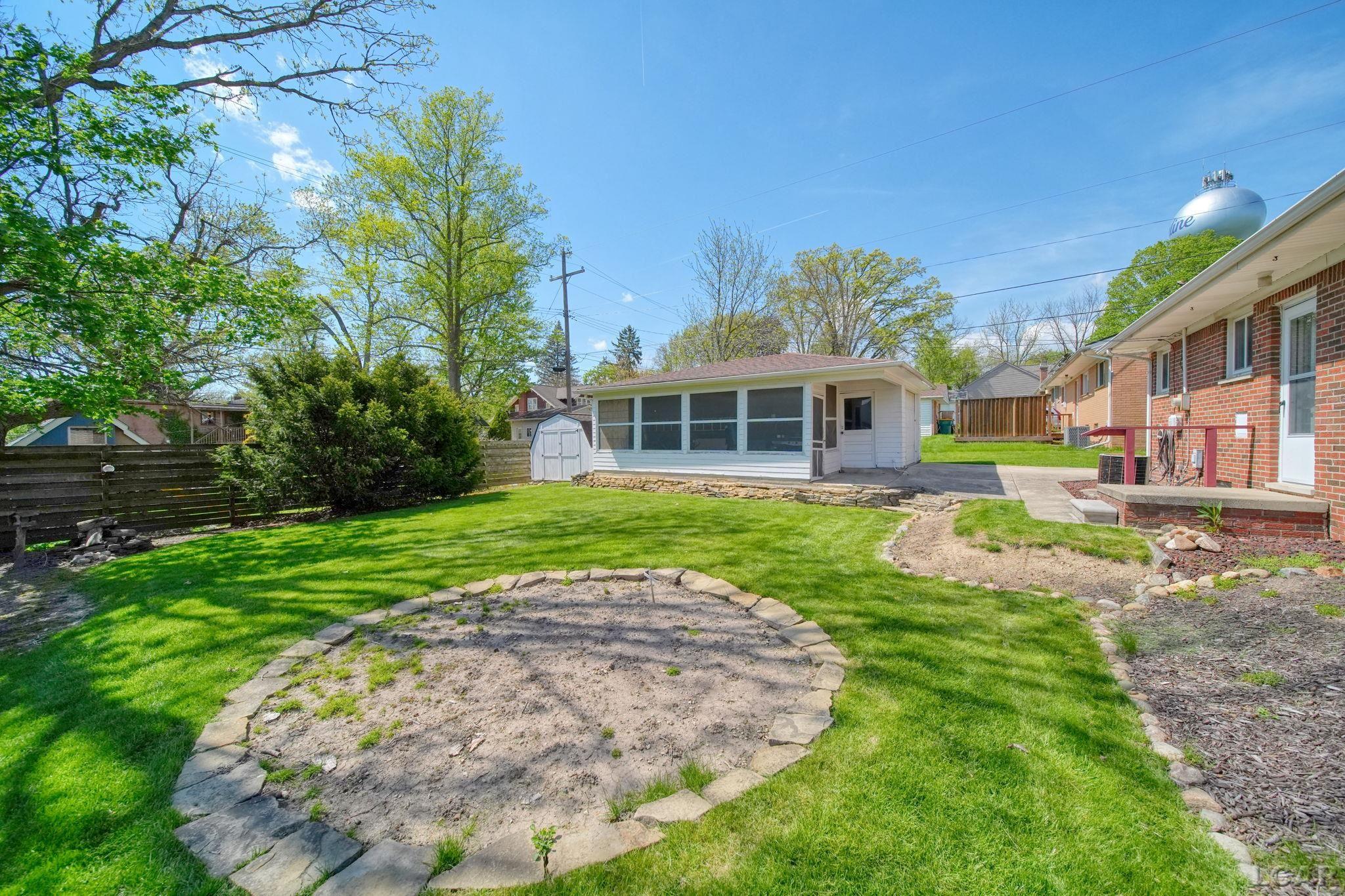 328 Hillcrest Drive, Saline, MI, 48176