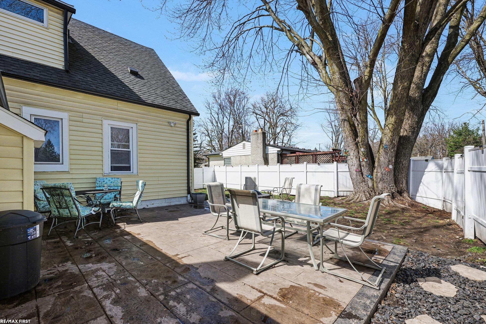 37810 Lanse Creuse Street, Harrison Twp, MI, 48045
