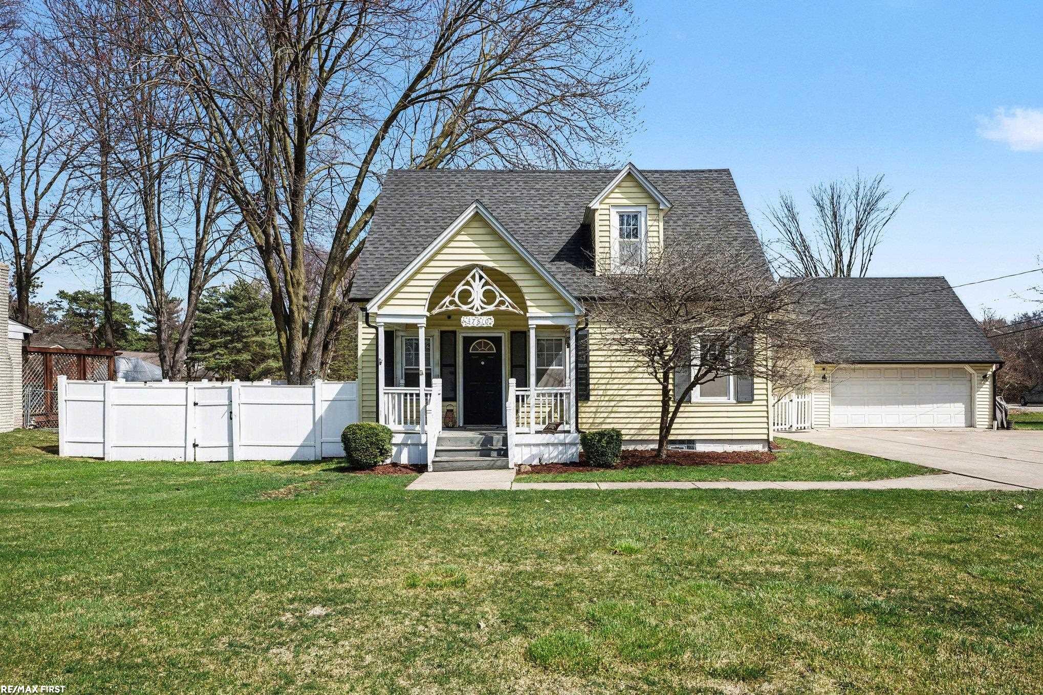 37810 Lanse Creuse Street, Harrison Twp, MI, 48045
