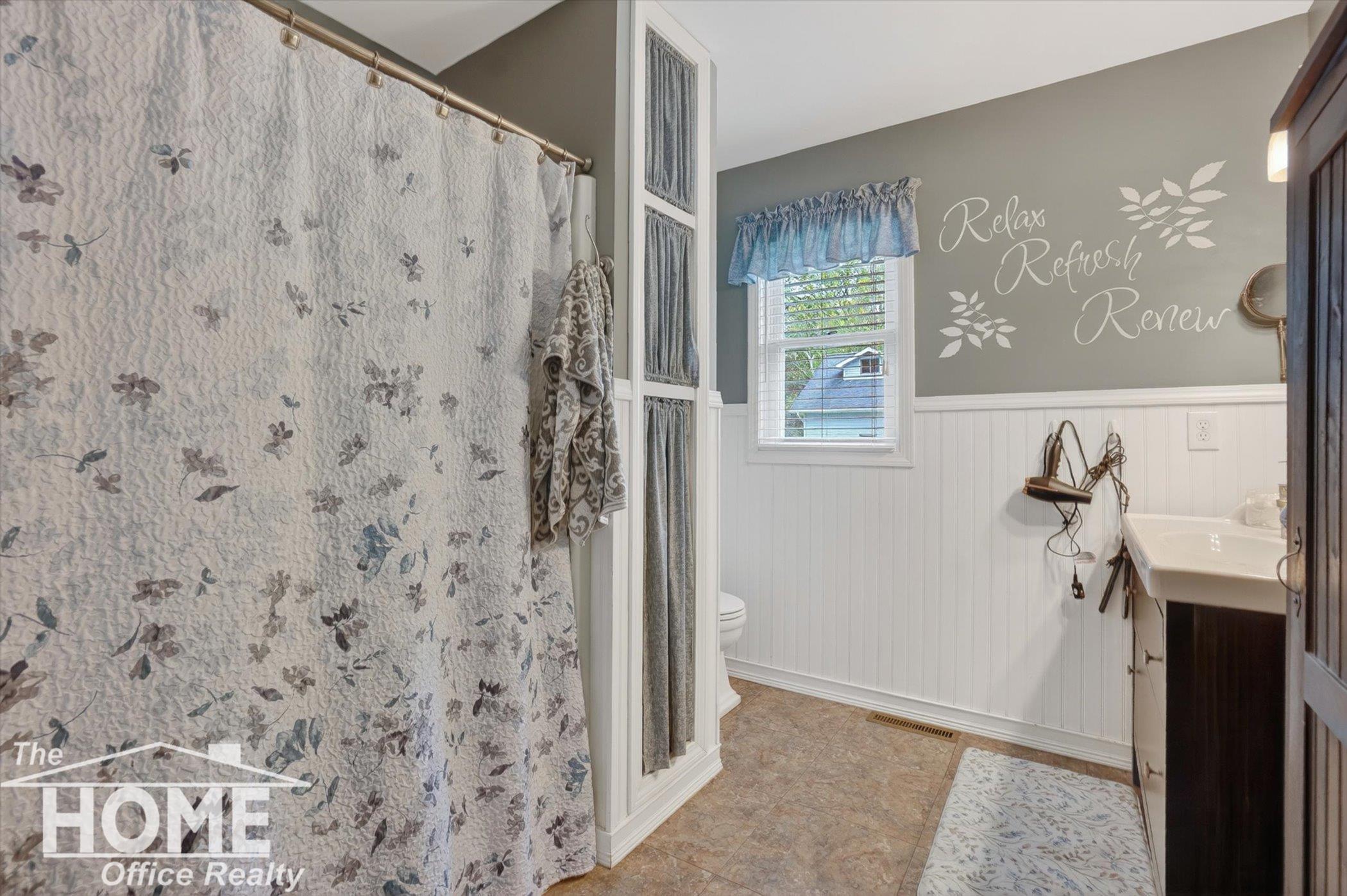 1820 Ketegawn Road, Owosso, MI, 48867
