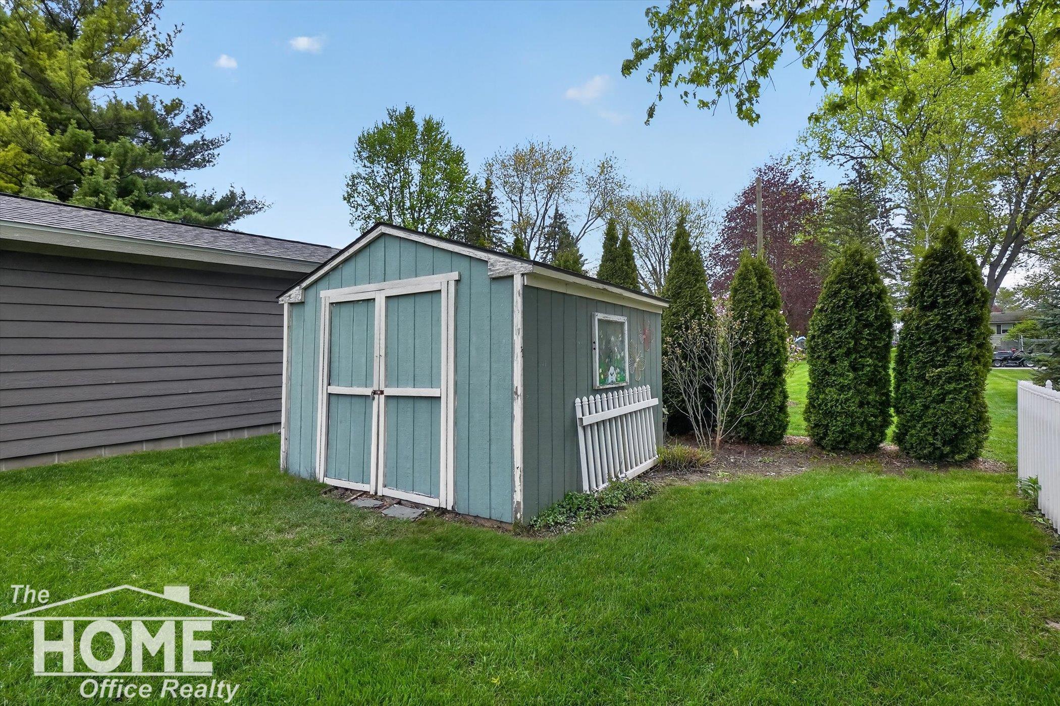 1820 Ketegawn Road, Owosso, MI, 48867