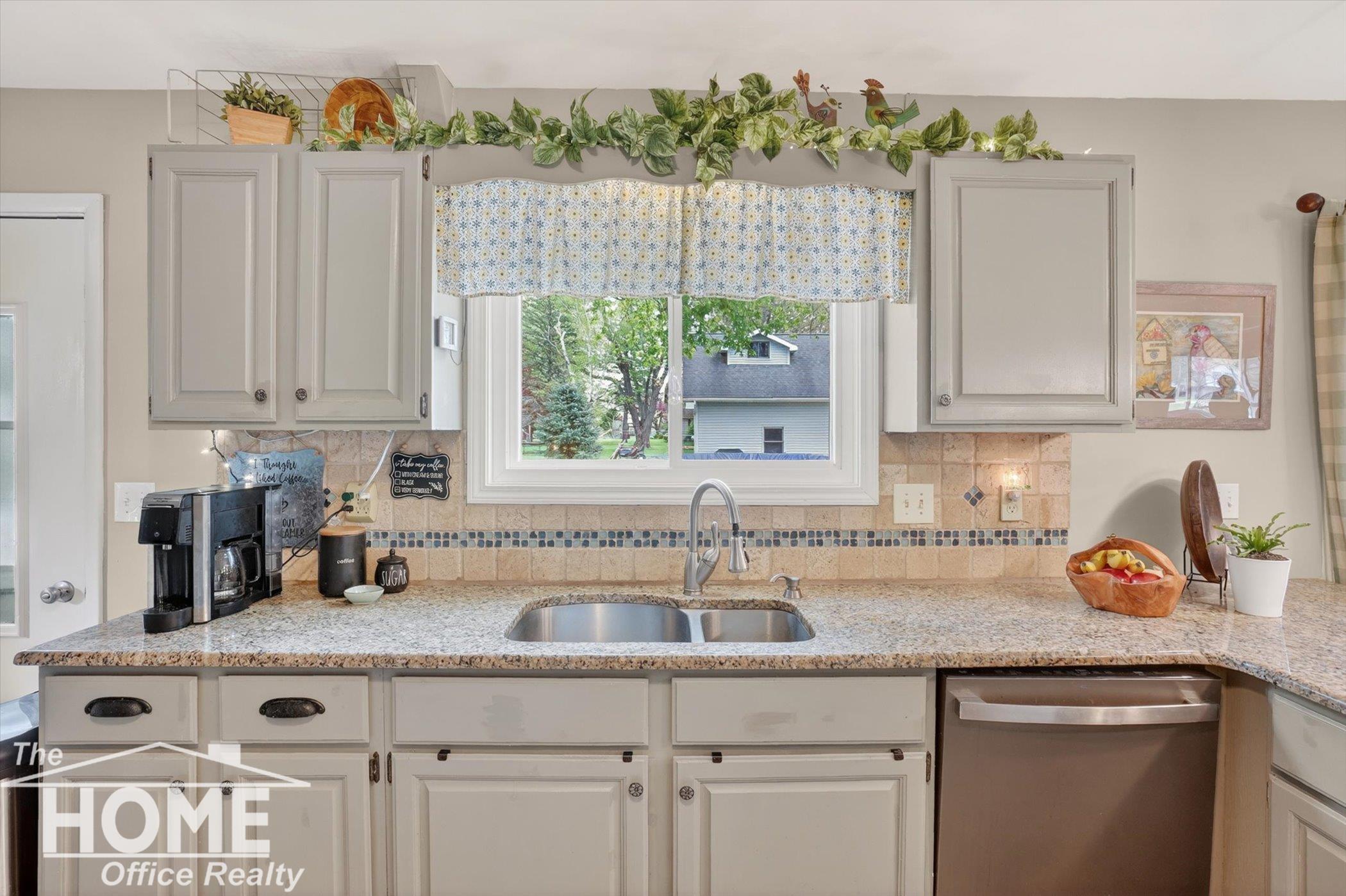 1820 Ketegawn Road, Owosso, MI, 48867
