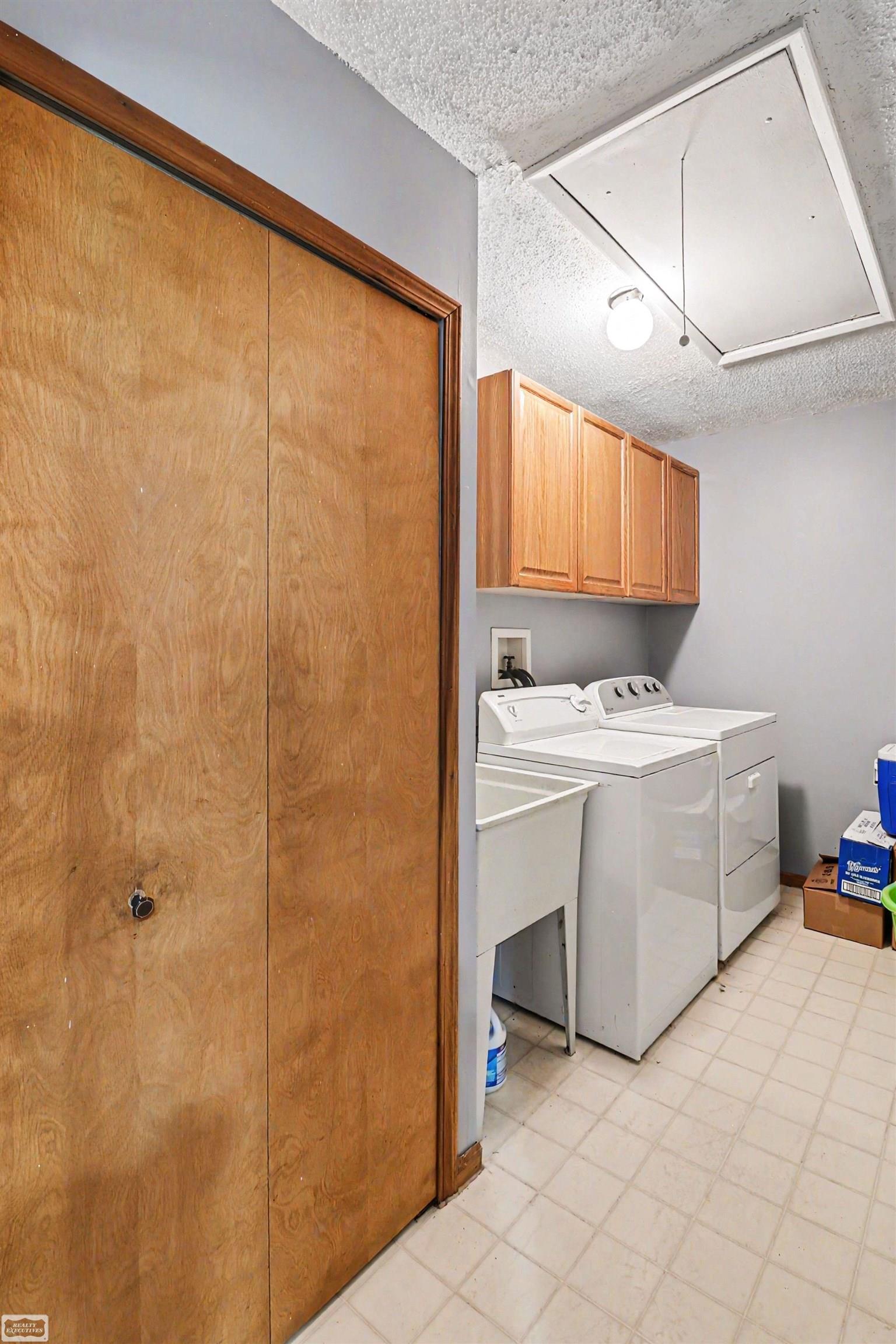 8978 Hidden Lake Drive, Howell, MI, 48855