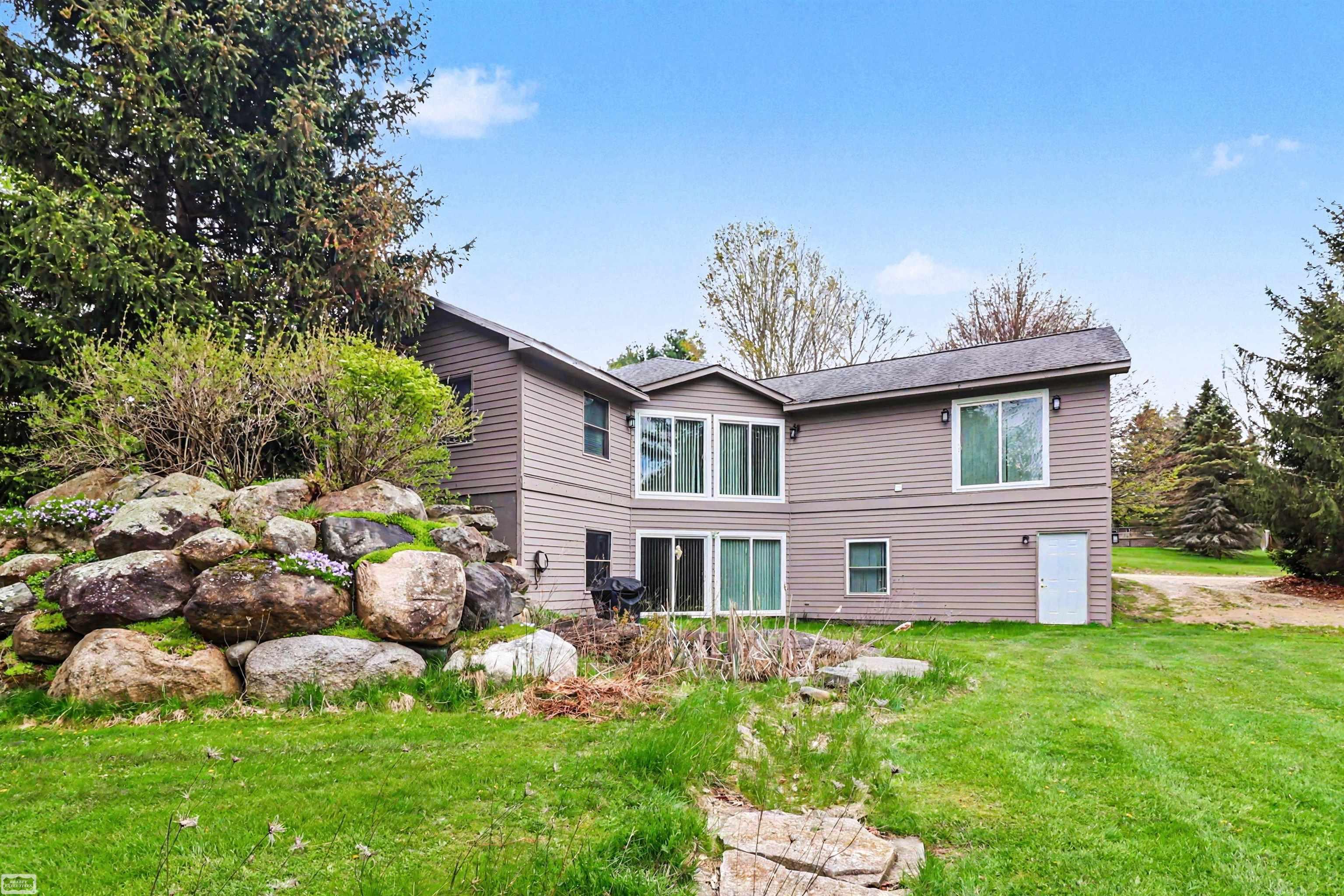 8978 Hidden Lake Drive, Howell, MI, 48855