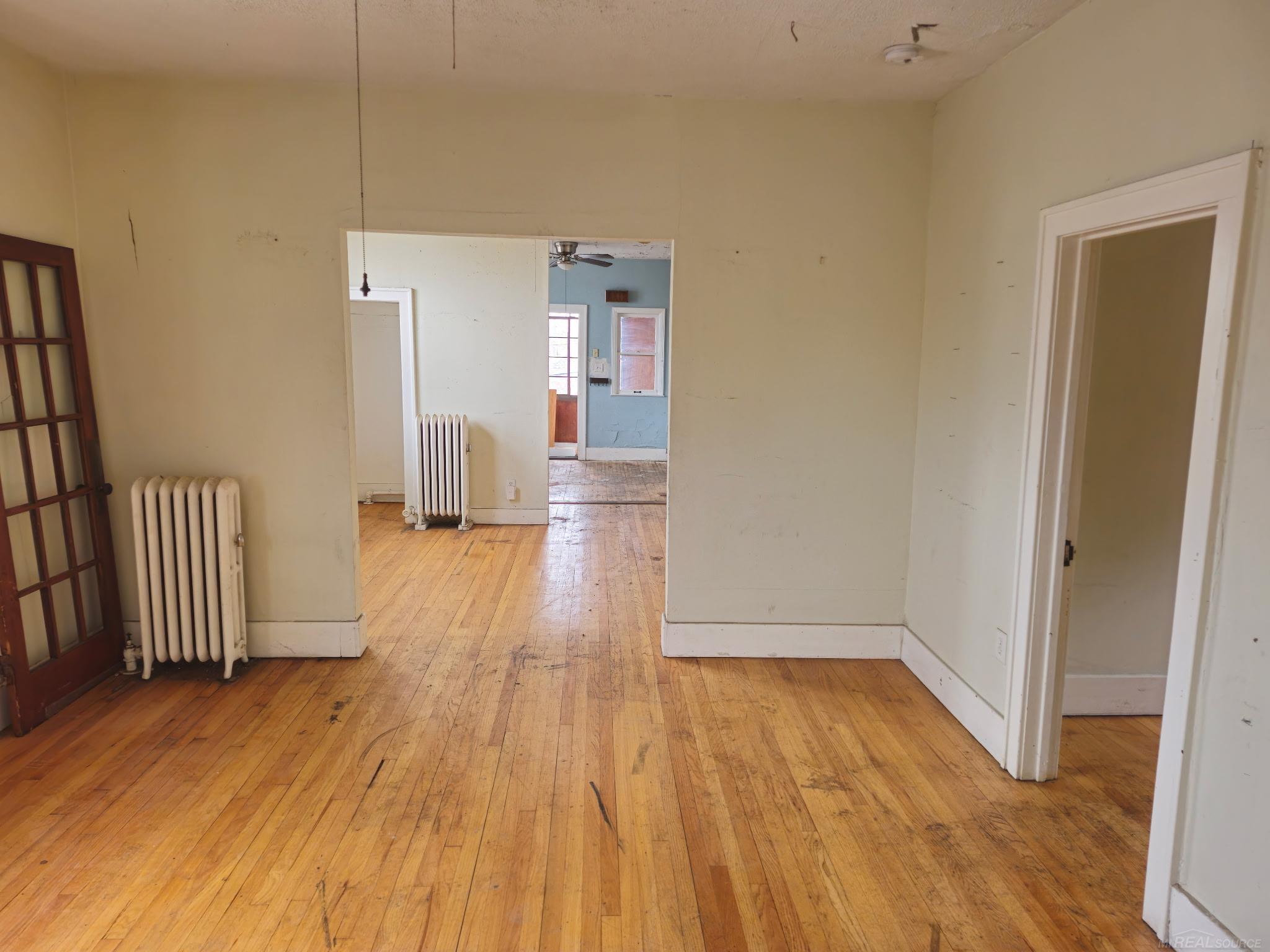 2680 Carpenter Street, Hamtramck, MI, 48212