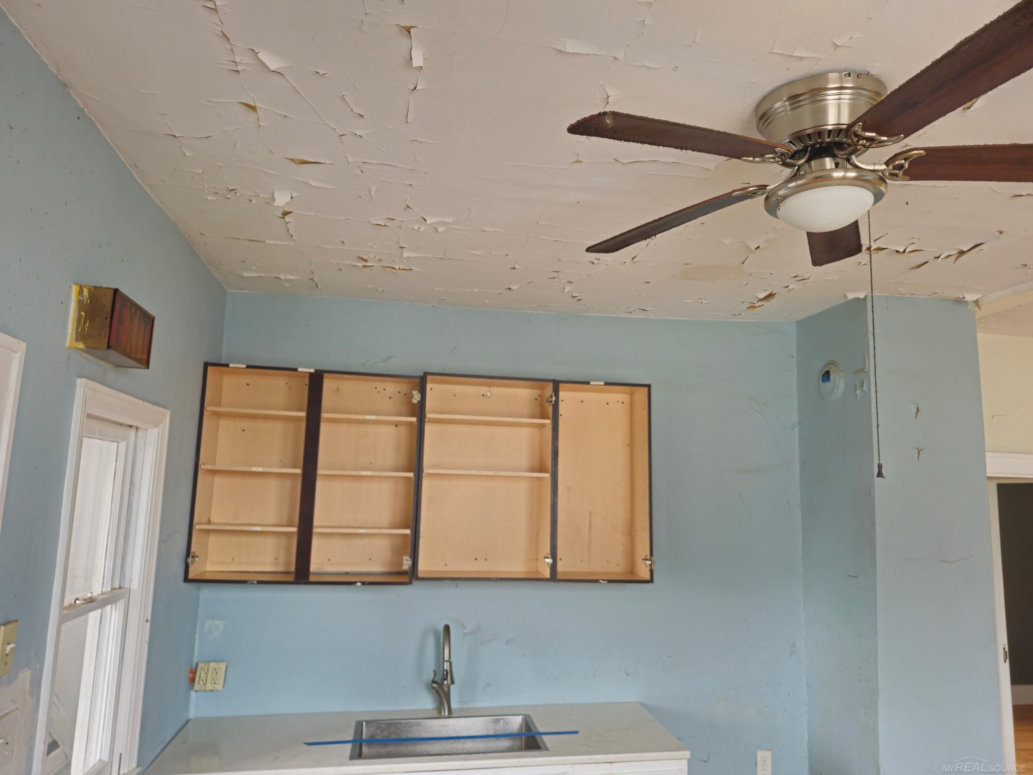 2680 Carpenter Street, Hamtramck, MI, 48212