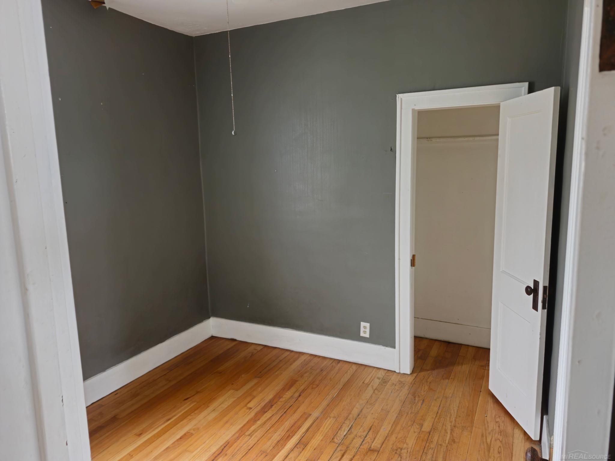 2680 Carpenter Street, Hamtramck, MI, 48212