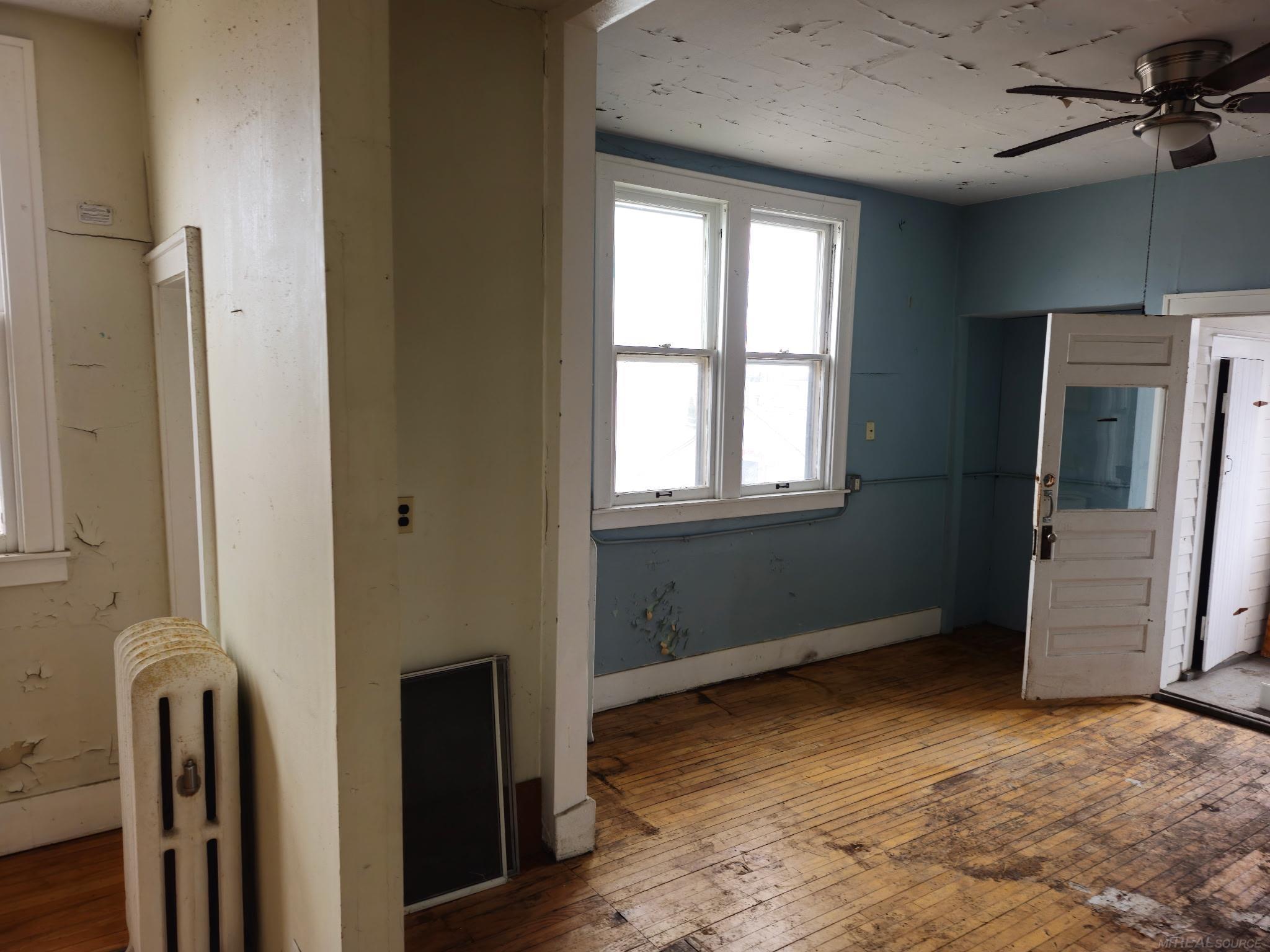 2680 Carpenter Street, Hamtramck, MI, 48212